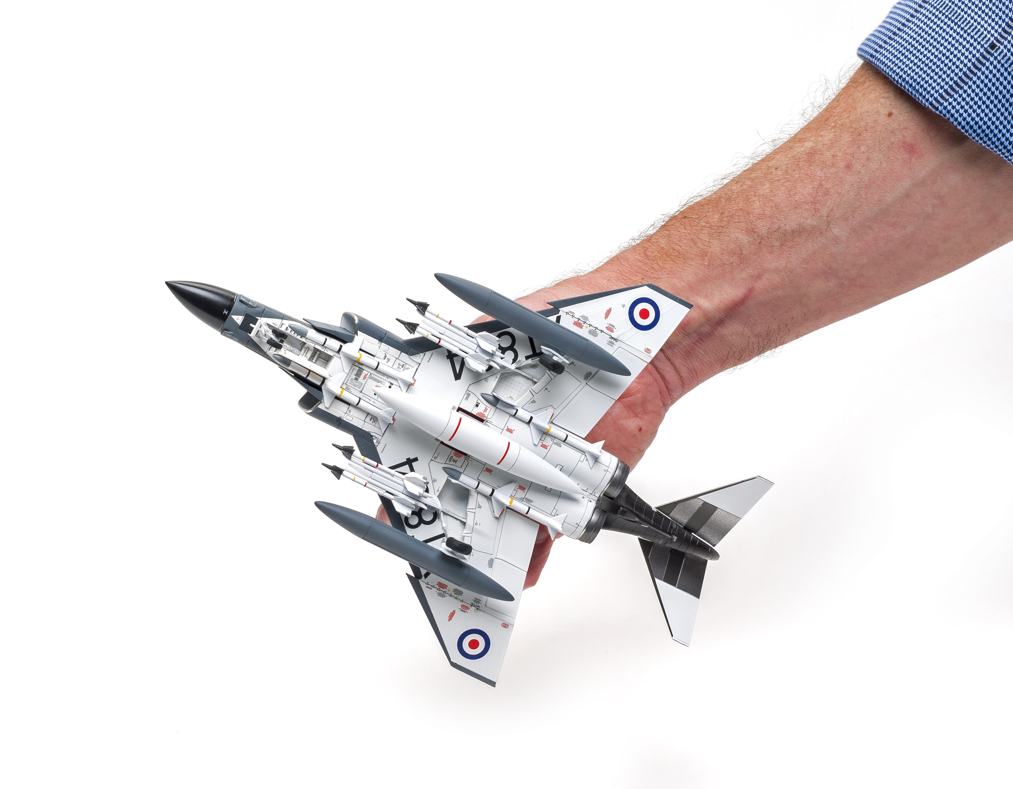 McDonnell Douglas Phantom FG.1/FGR.2 - Airfix A06019A