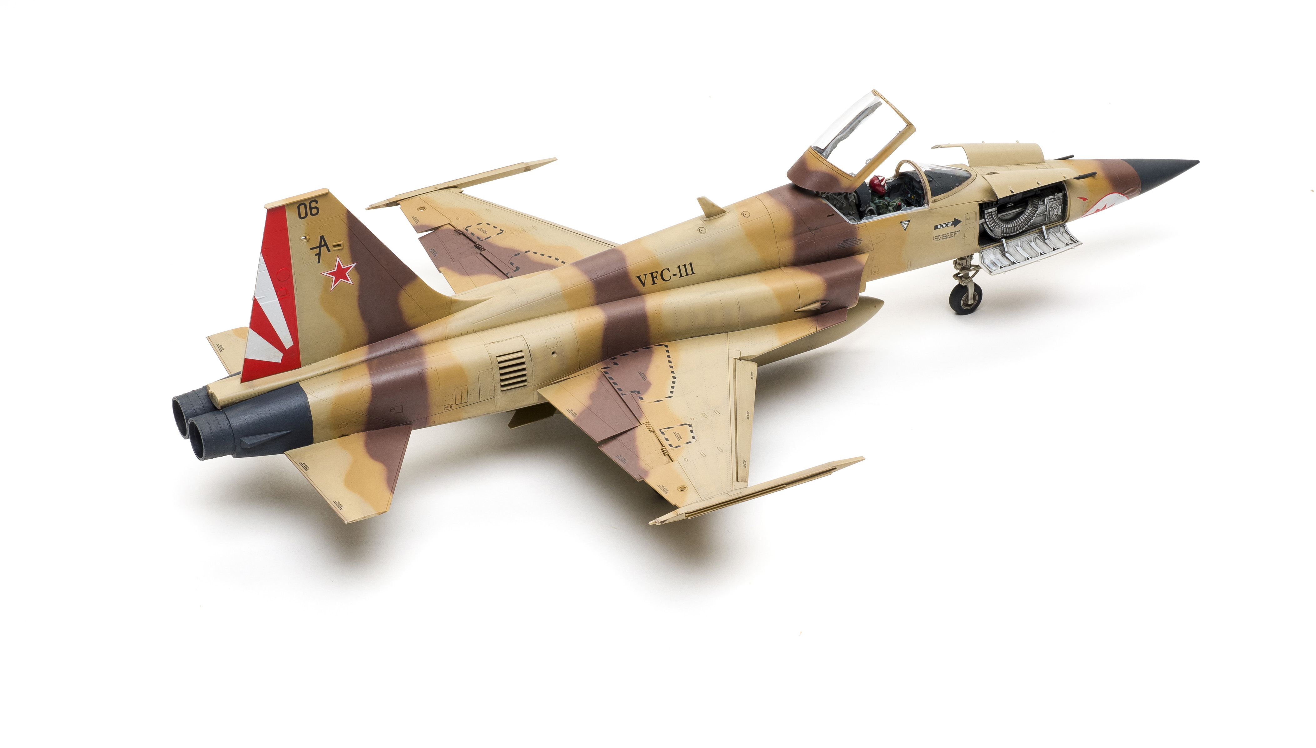 FSMWB1118_KittyHawk_F5E_Tiger_04