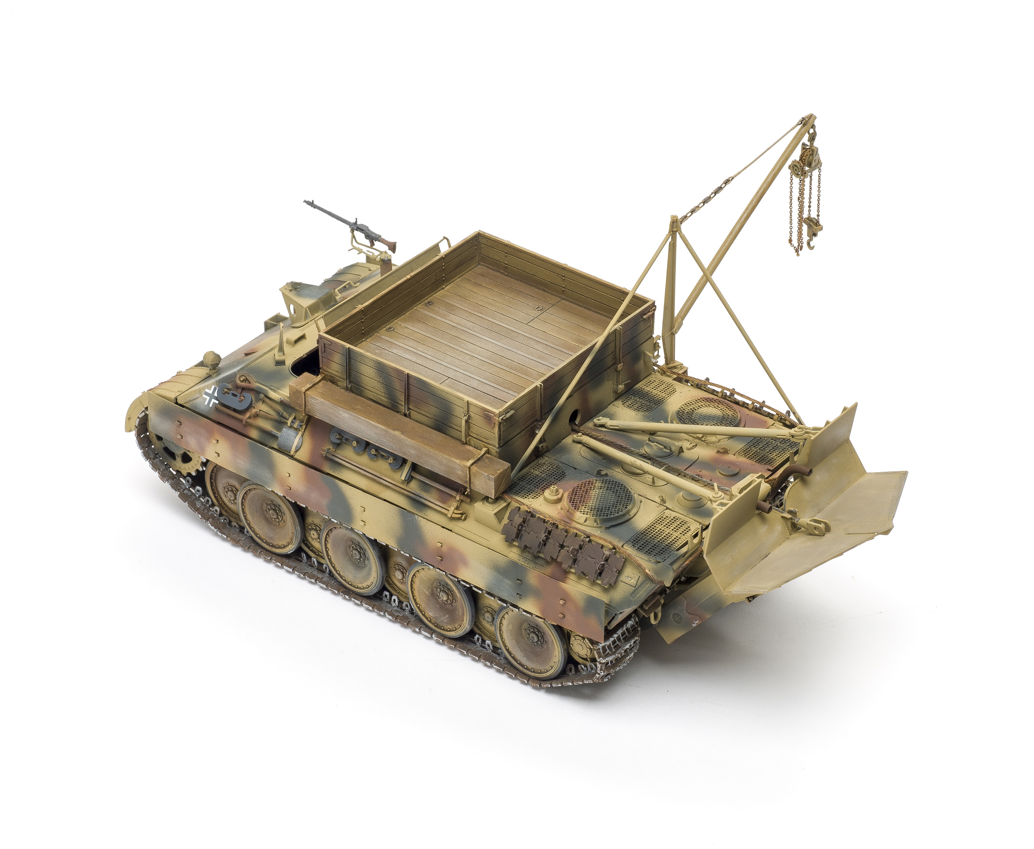 FSMWB0219_Takom_Bergepanther_05