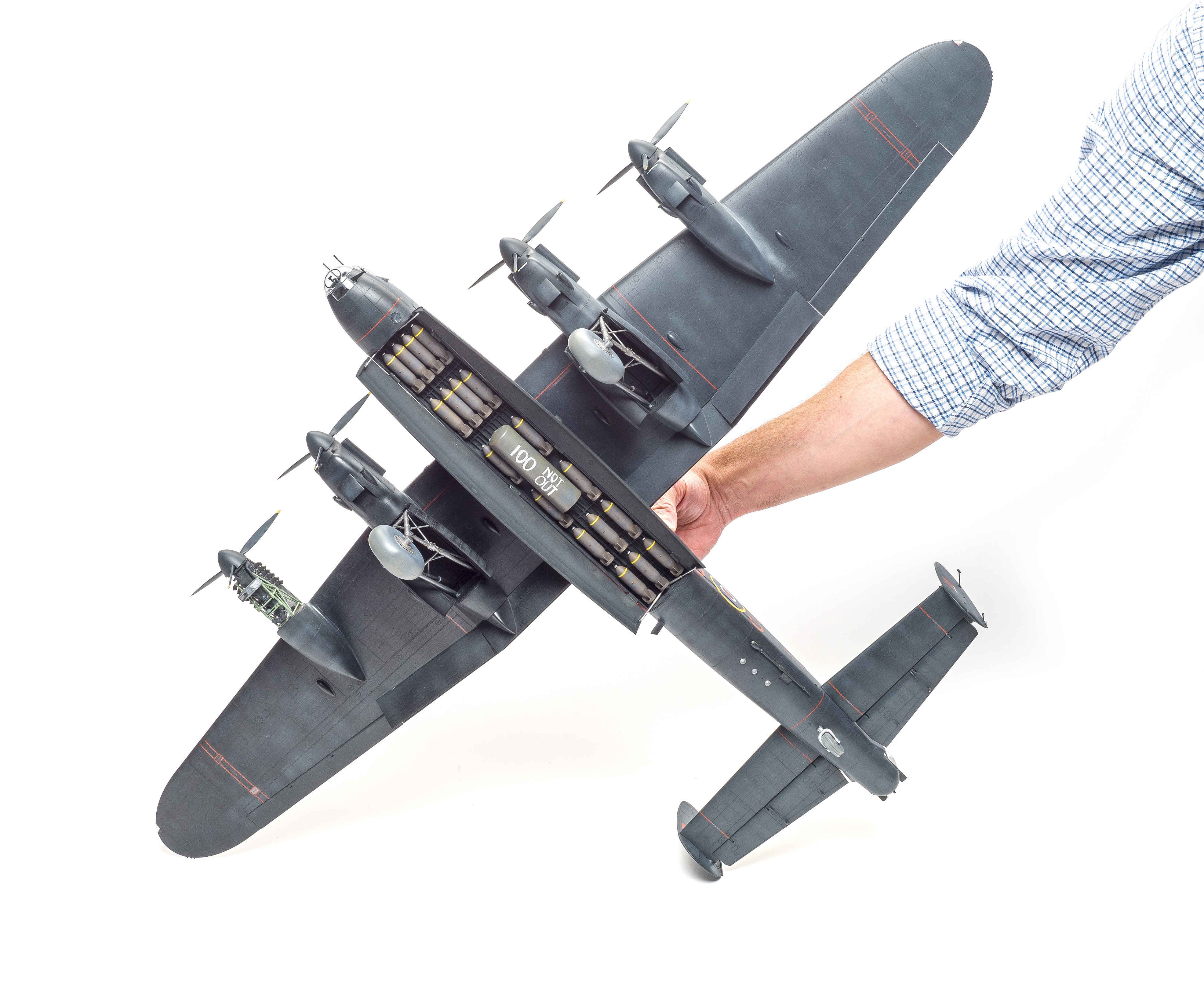 Build Review Of The HK Avro Lancaster B Mk.I Scale Model Kit ...