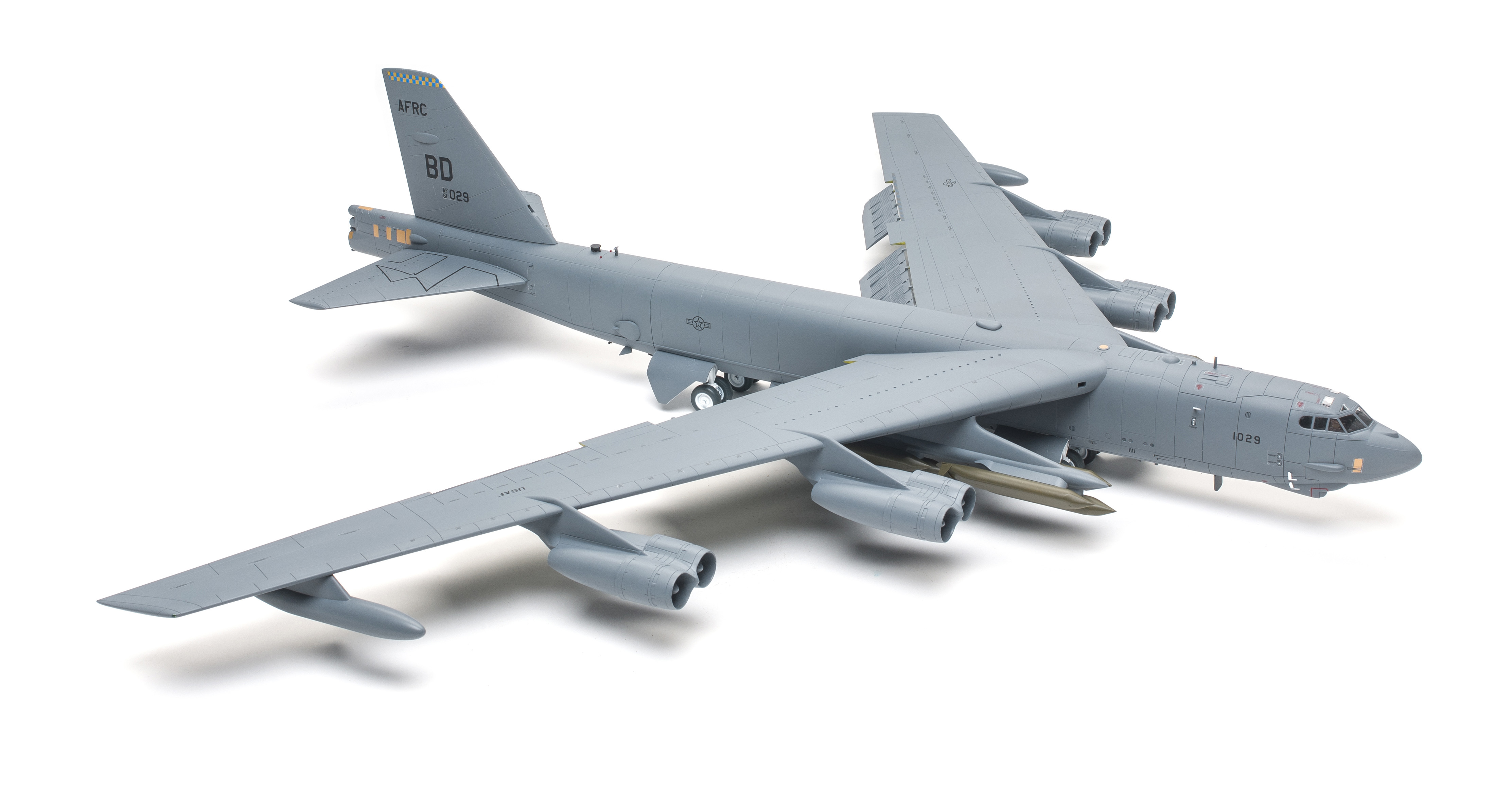 ○MODELCOLLECT モデルコレクト 1/72 核兵器搭載 改修機 B-52H