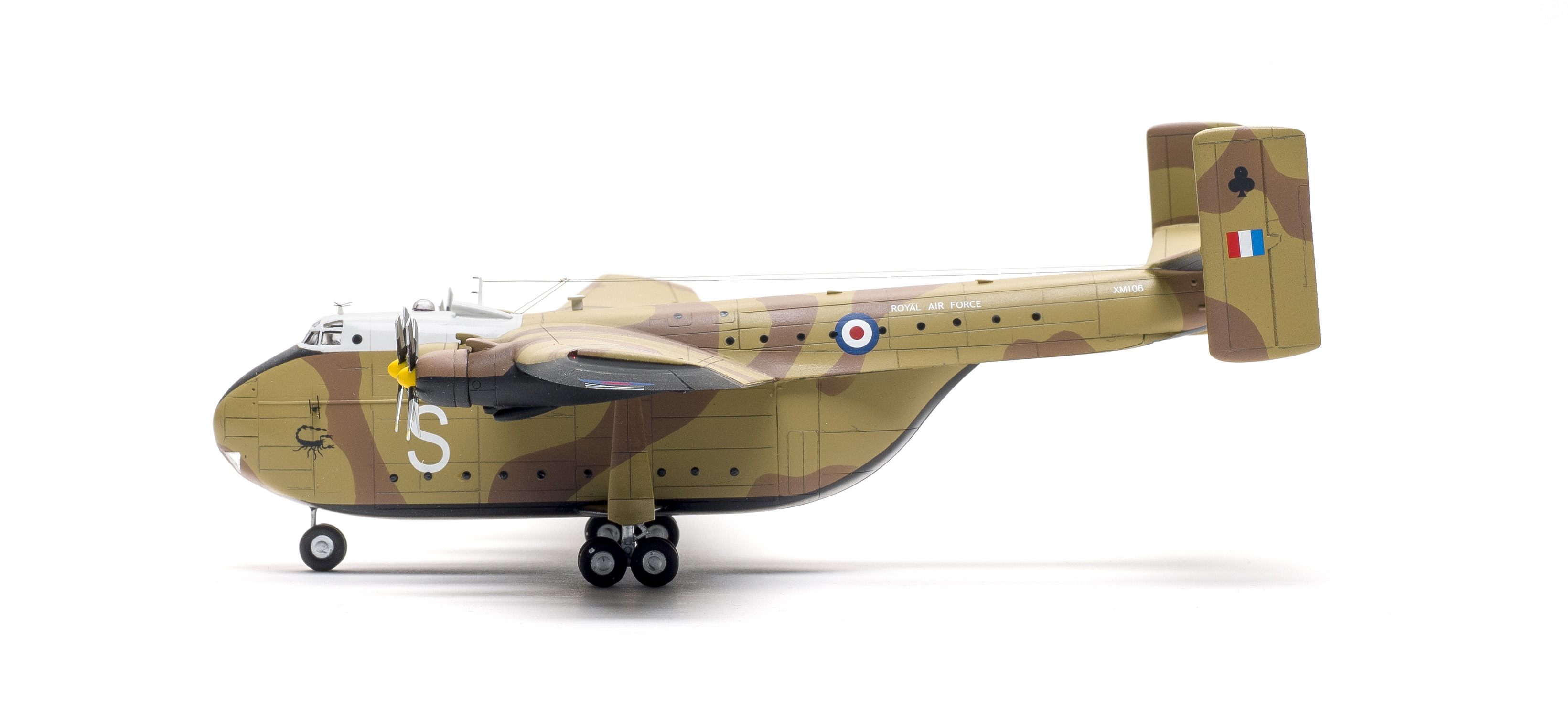 FSMWB1019_MikorMir_Blackburn_Beverley_06