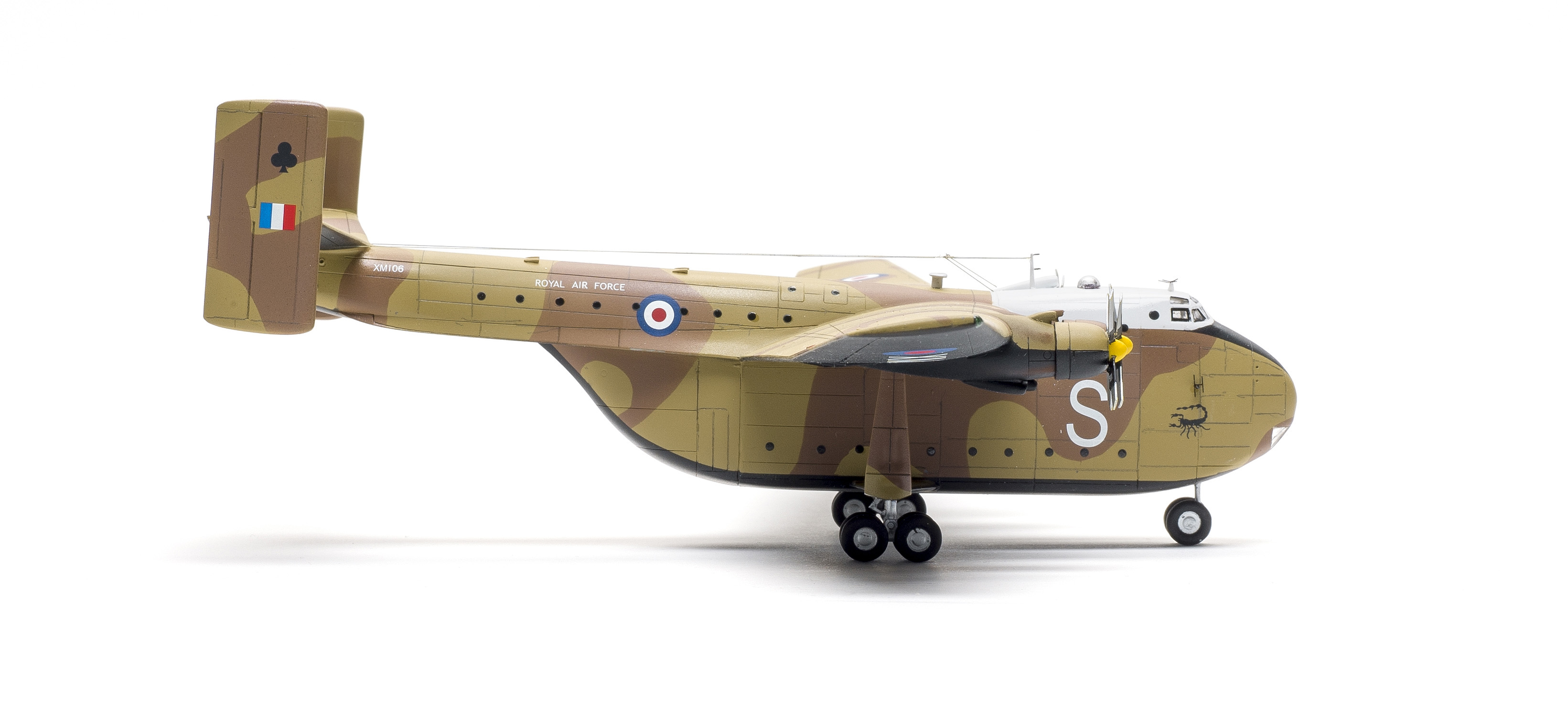 FSMWB1019_MikorMir_Blackburn_Beverley_07