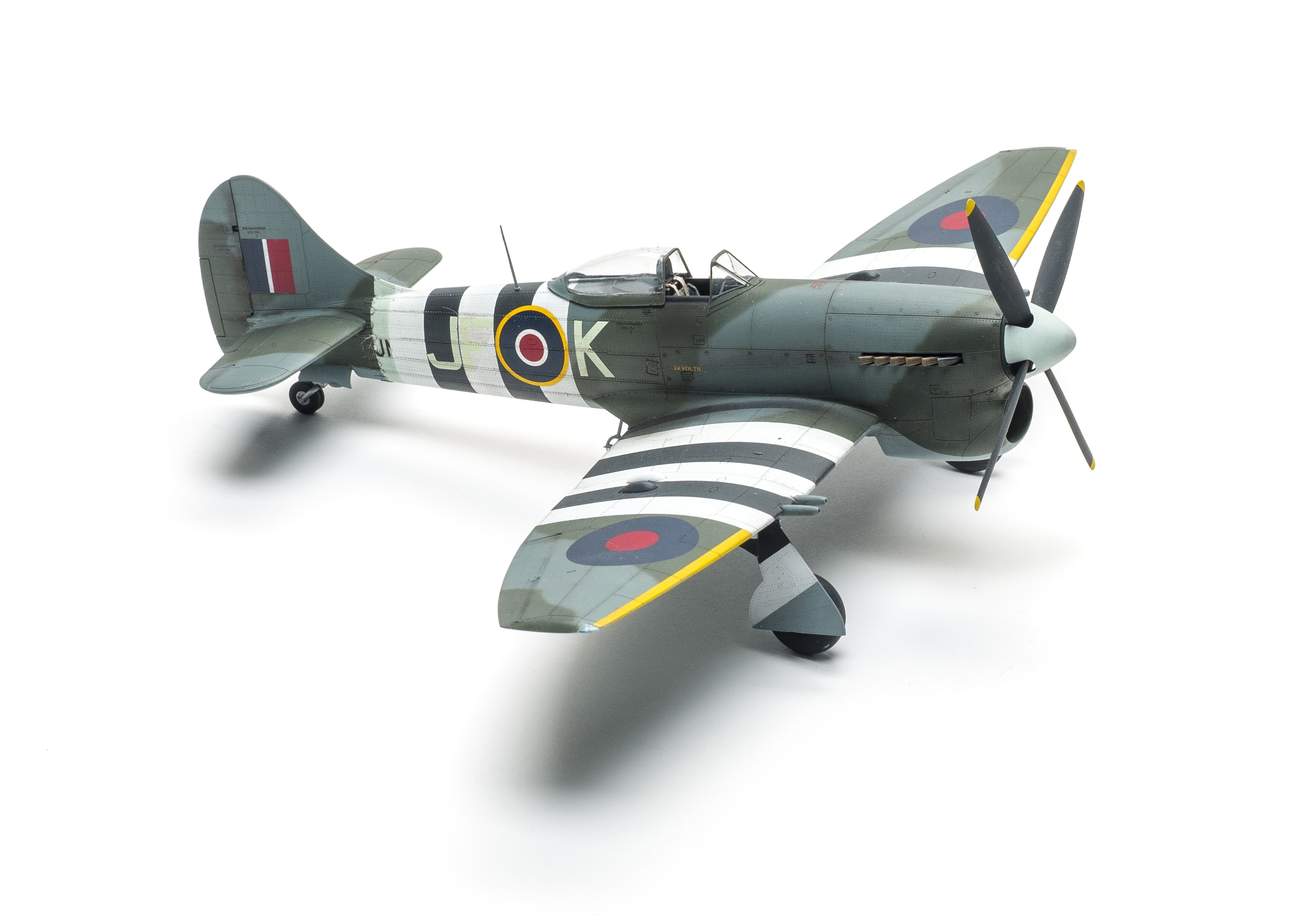 FSMWB0919_Eduard_Tempest_02