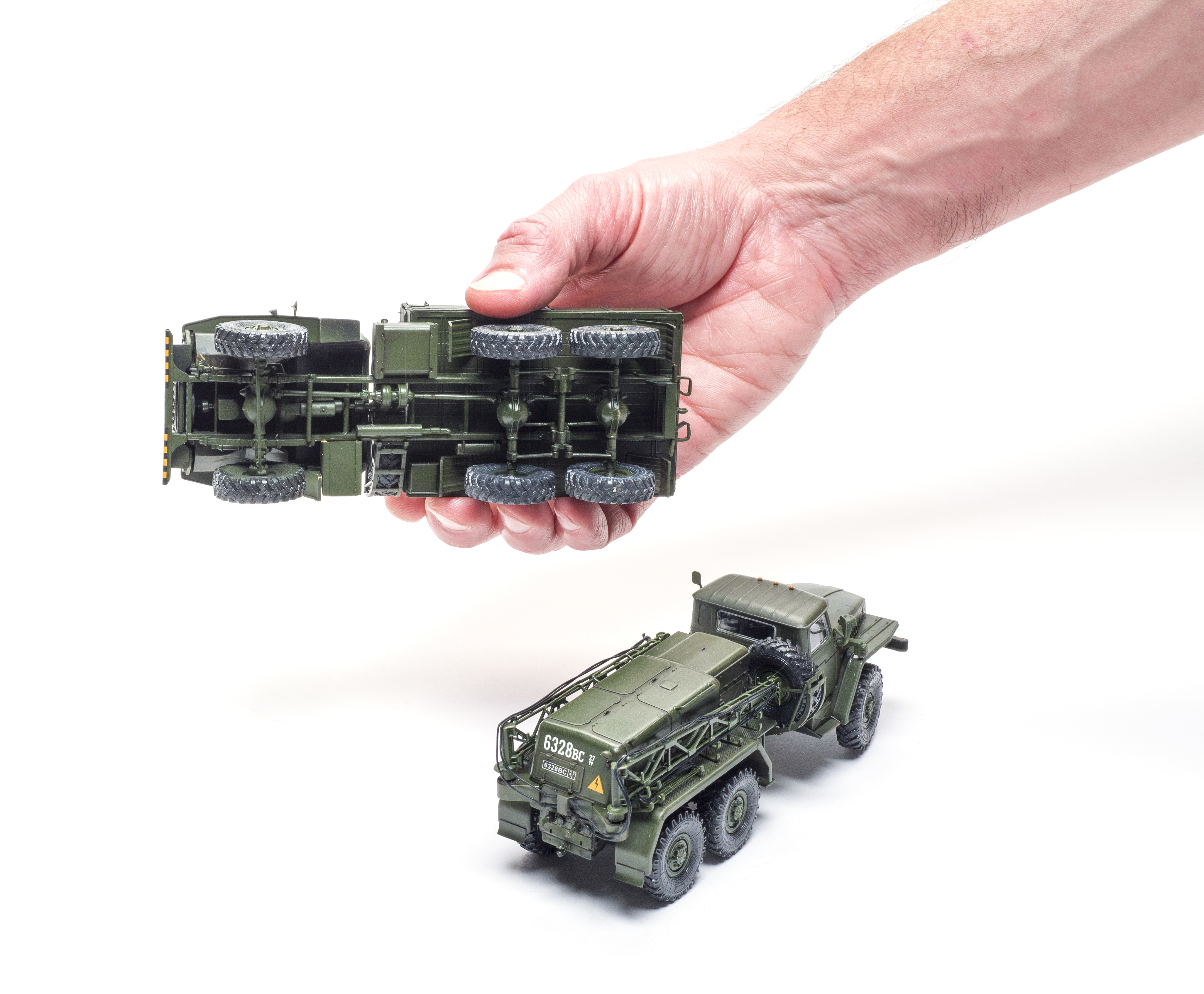 FSMWB1220_Russian_Trucks_04