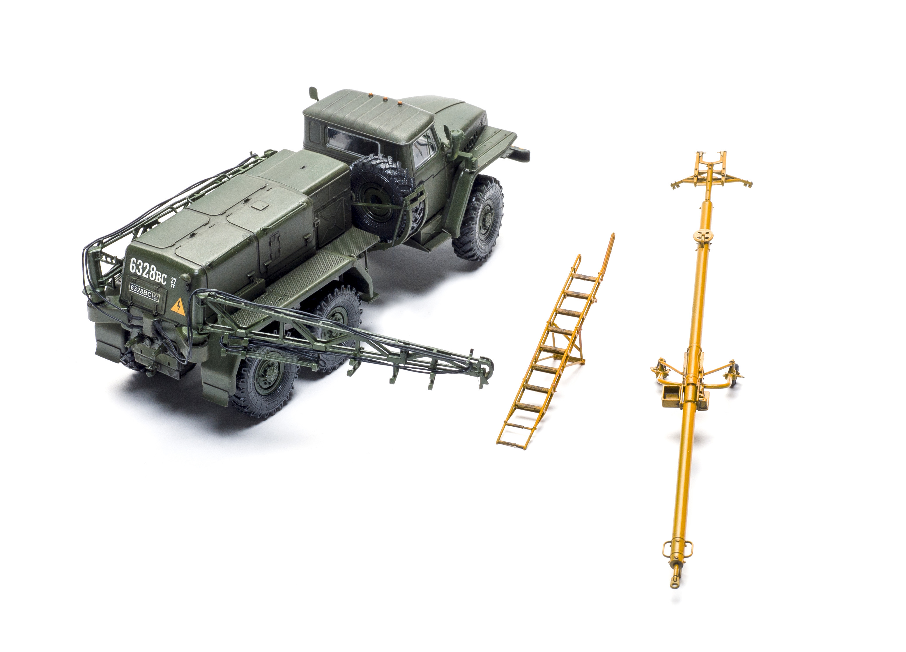 FSMWB1220_Russian_Trucks_07