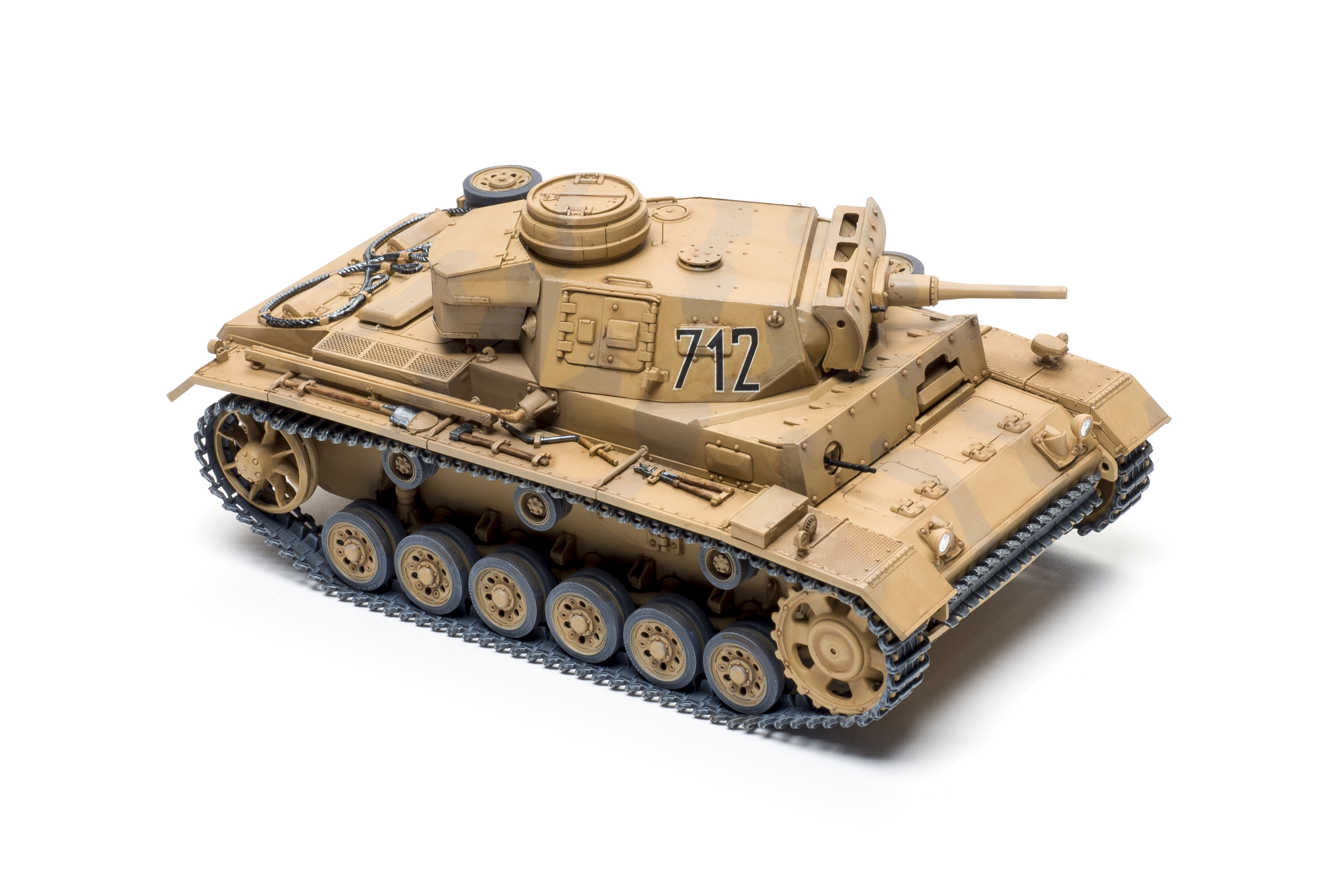 FSMWB0321_Academy_PanzerIII_02