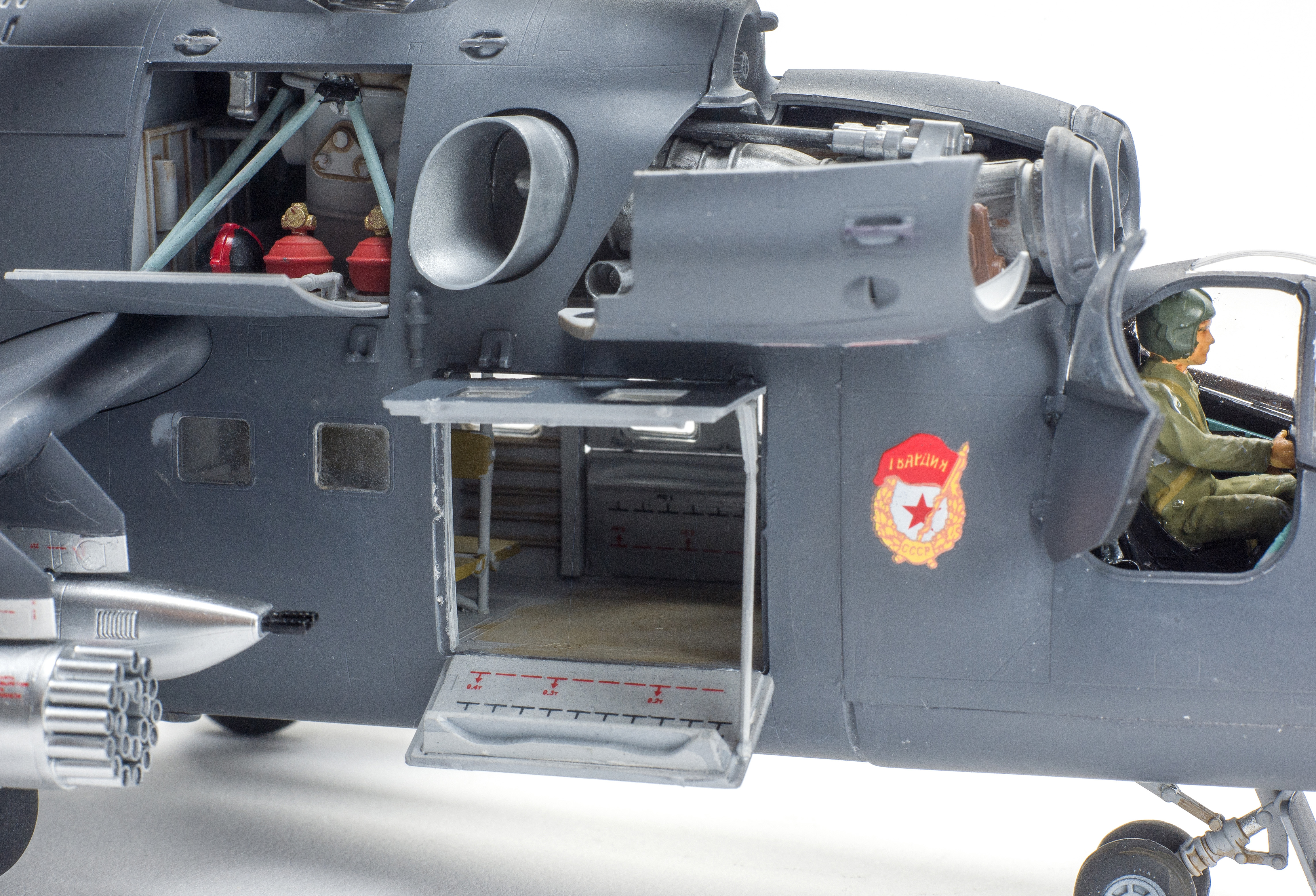 FSMWB1120_Zvezda_MI24_Hind_11