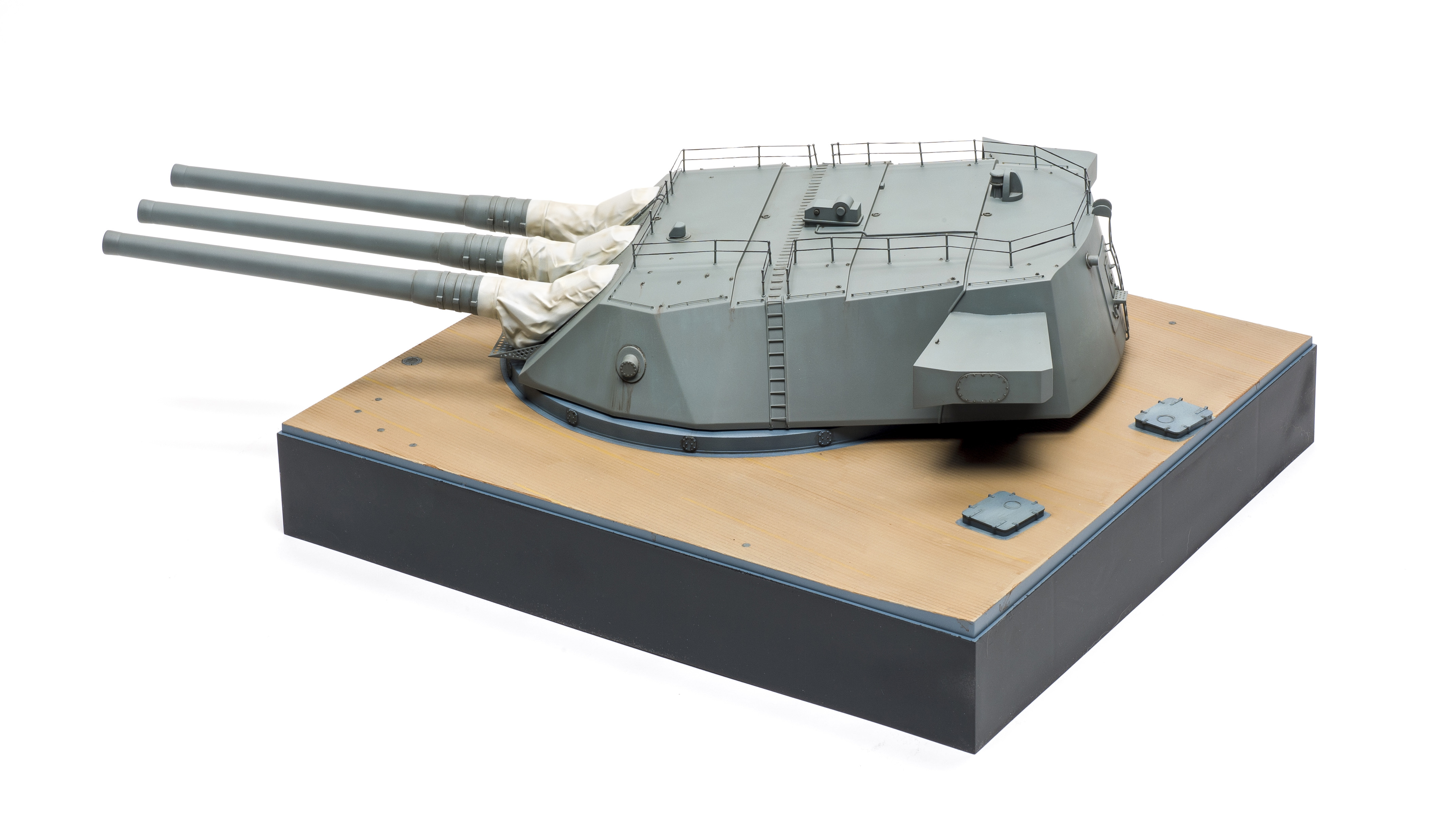 FSMWB0421_Takom_Yamato_turret_02