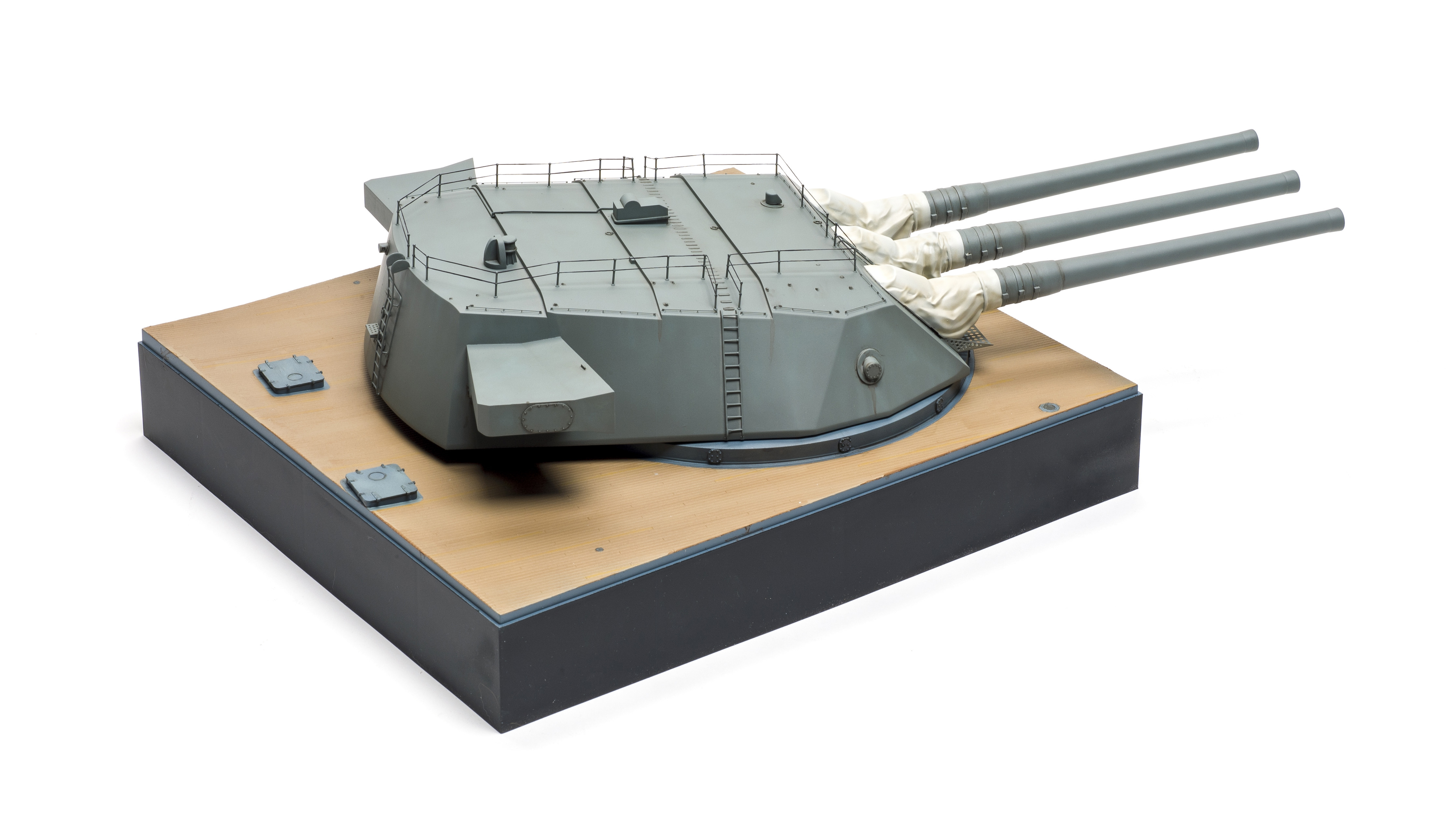 FSMWB0421_Takom_Yamato_turret_04