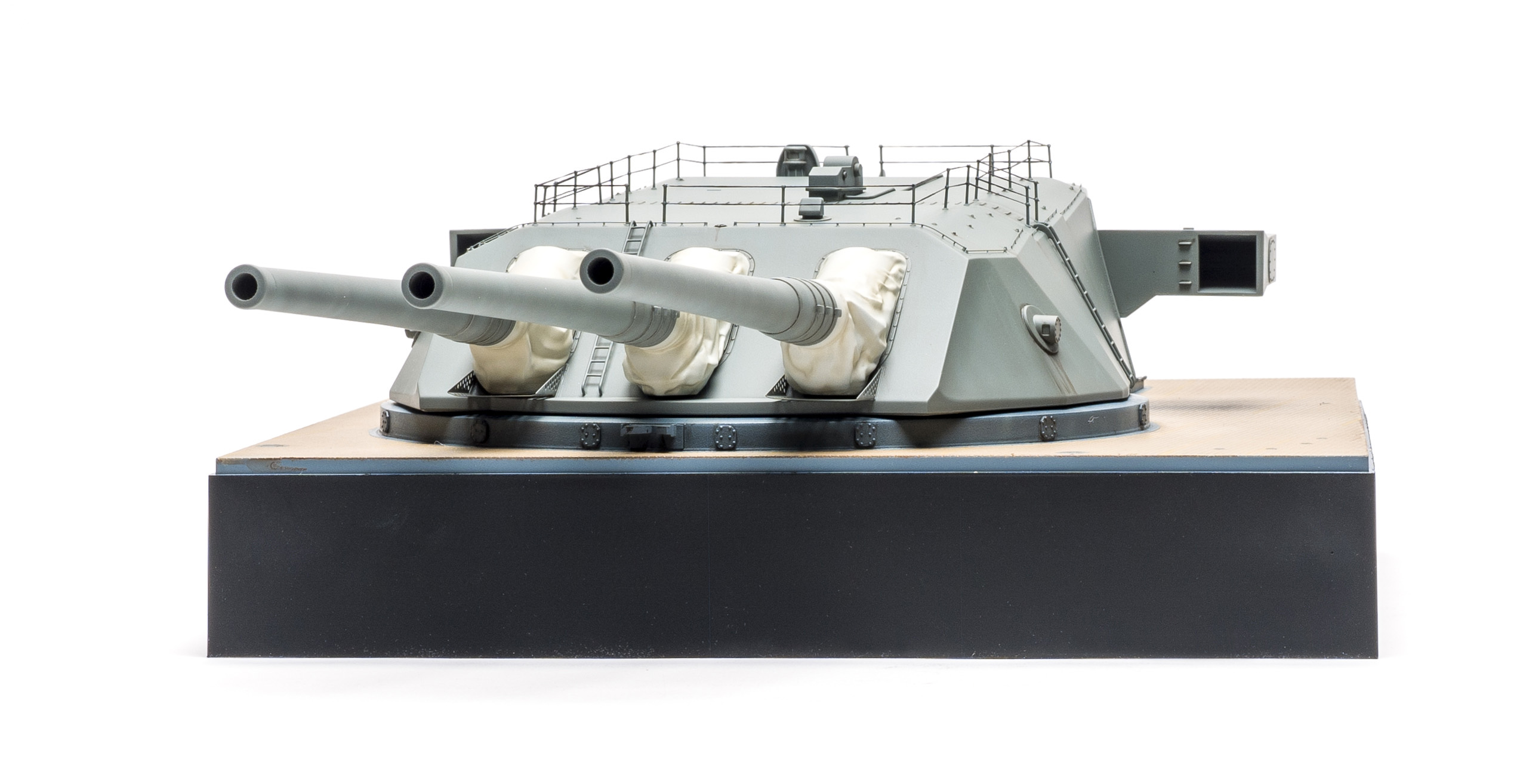 FSMWB0421_Takom_Yamato_turret_07