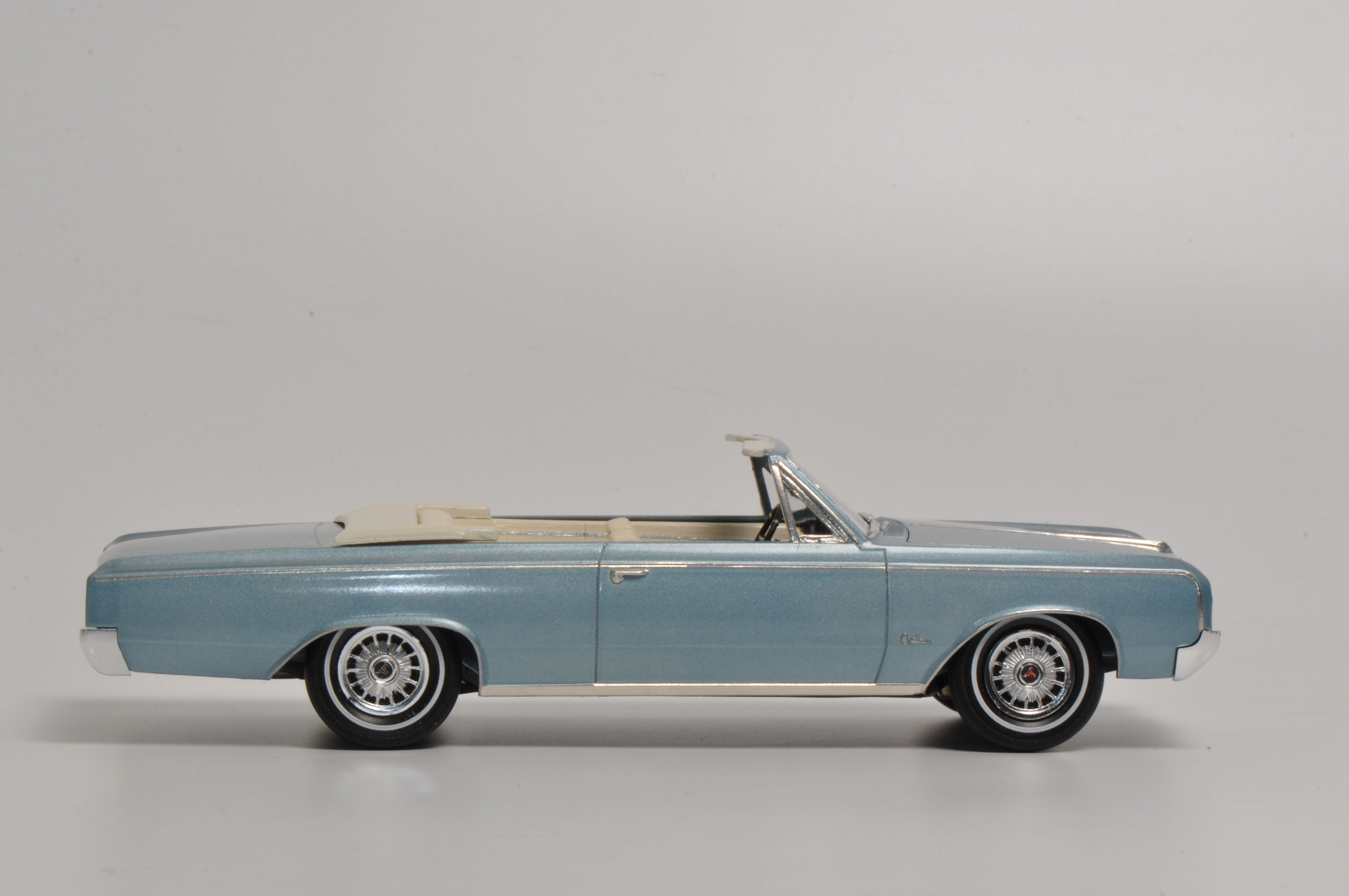 Build review of the AMT 1964 Oldsmobile F-85 Cutlass