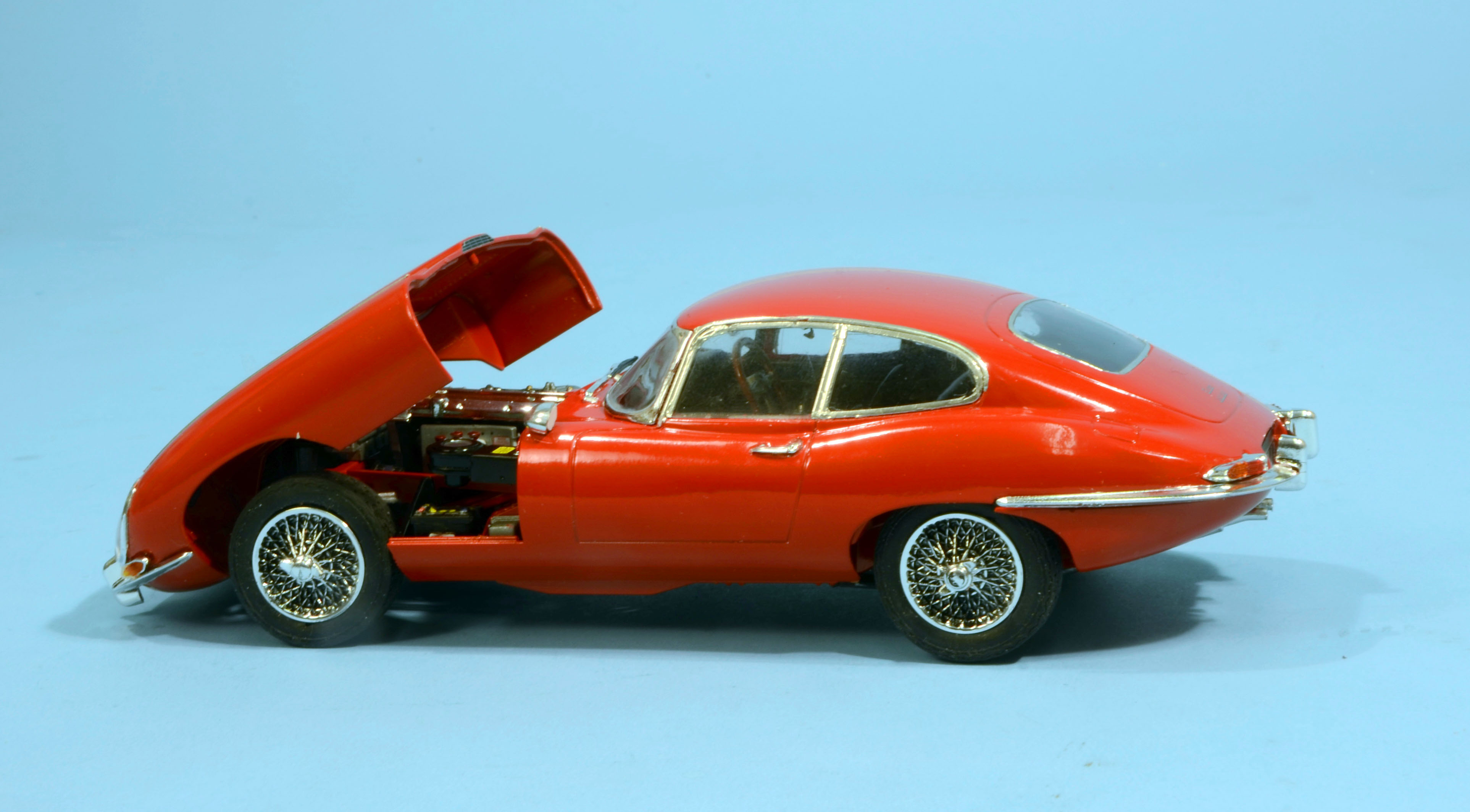 Revell jaguar e type store