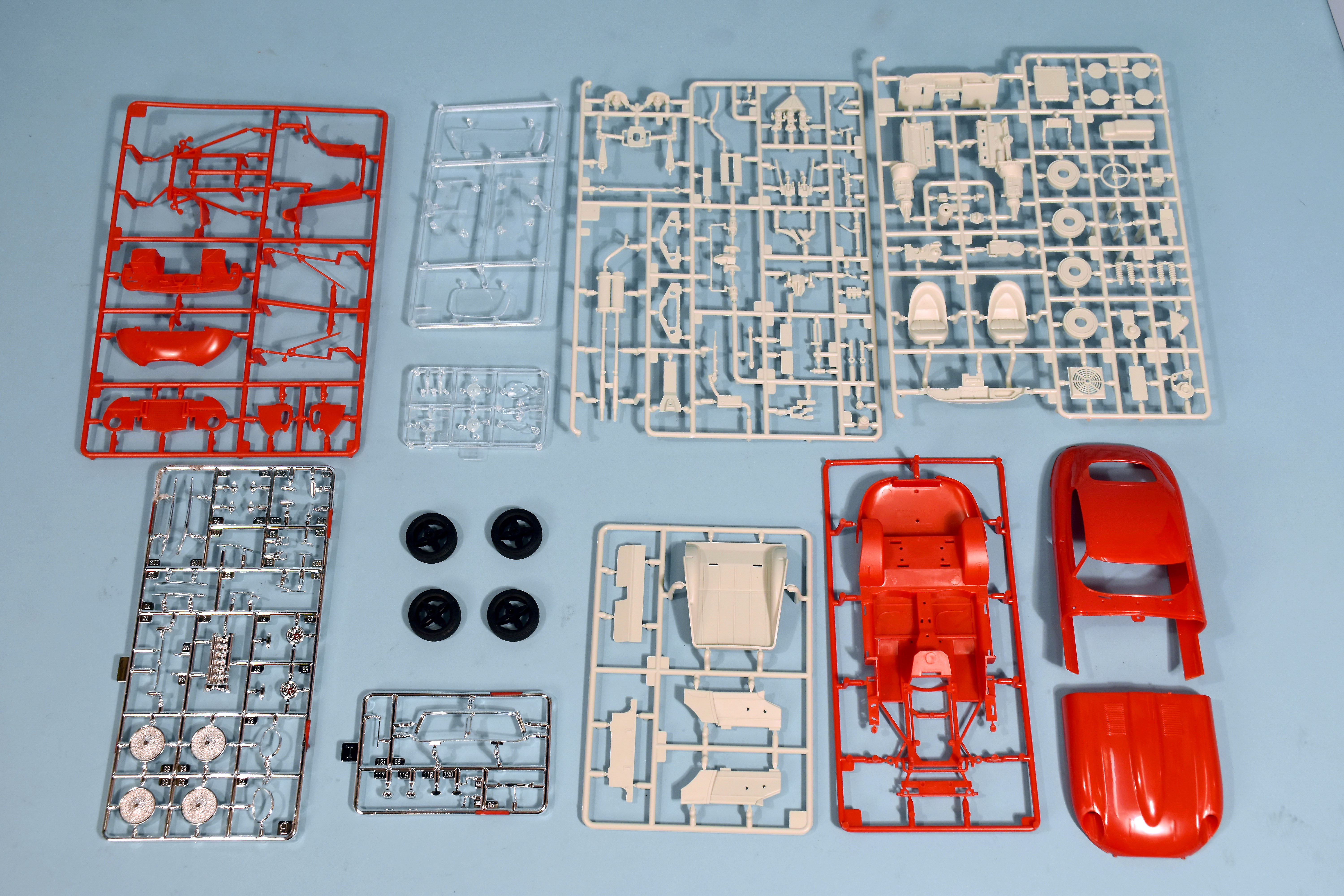 FSDWB0321_Revell_Jaguar_EType_11