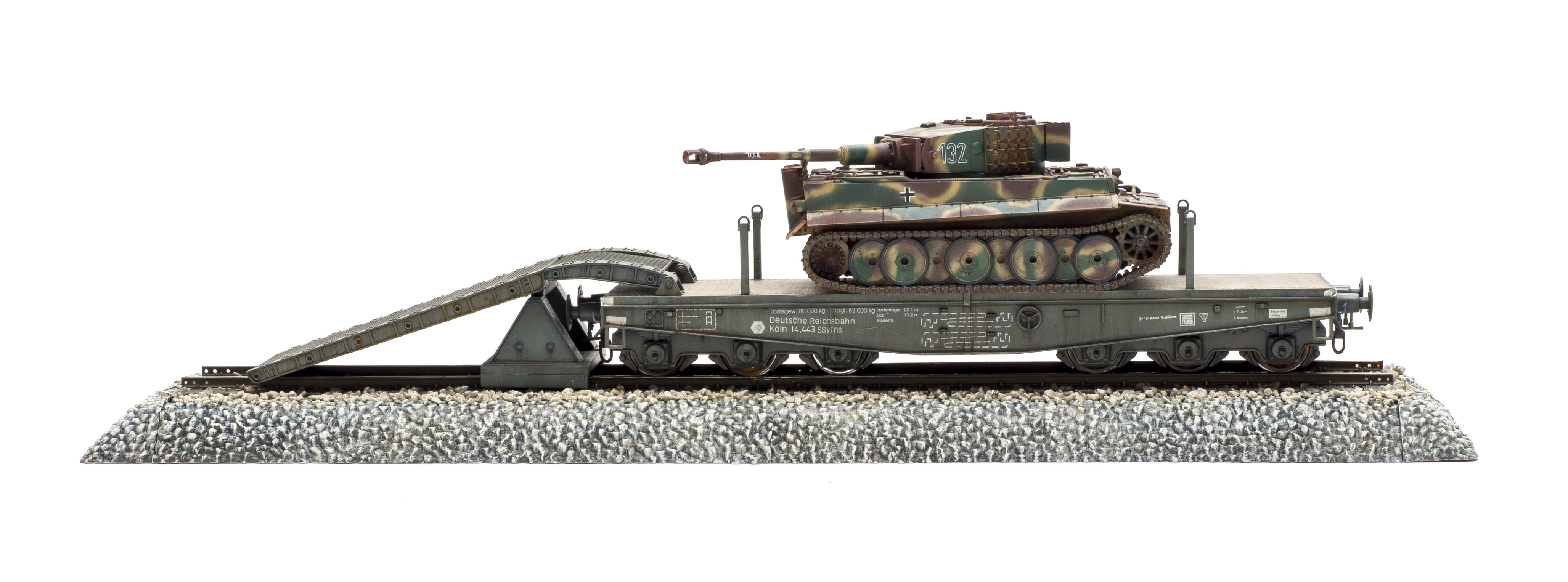 FSDWB0521_Hobbyboss_Tiger_Railcar_06