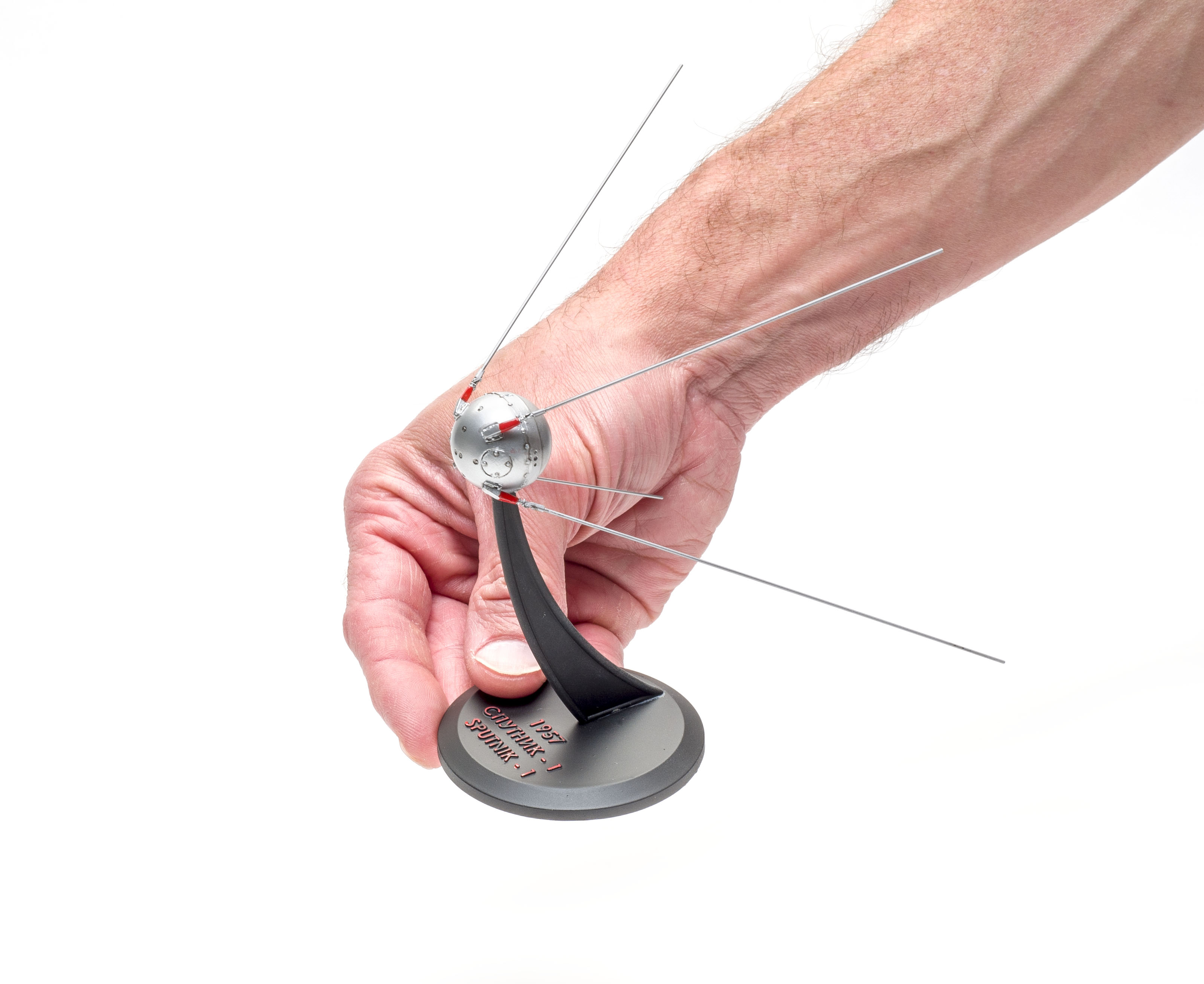 FSDWB0521_RedIron_Sputnik_05