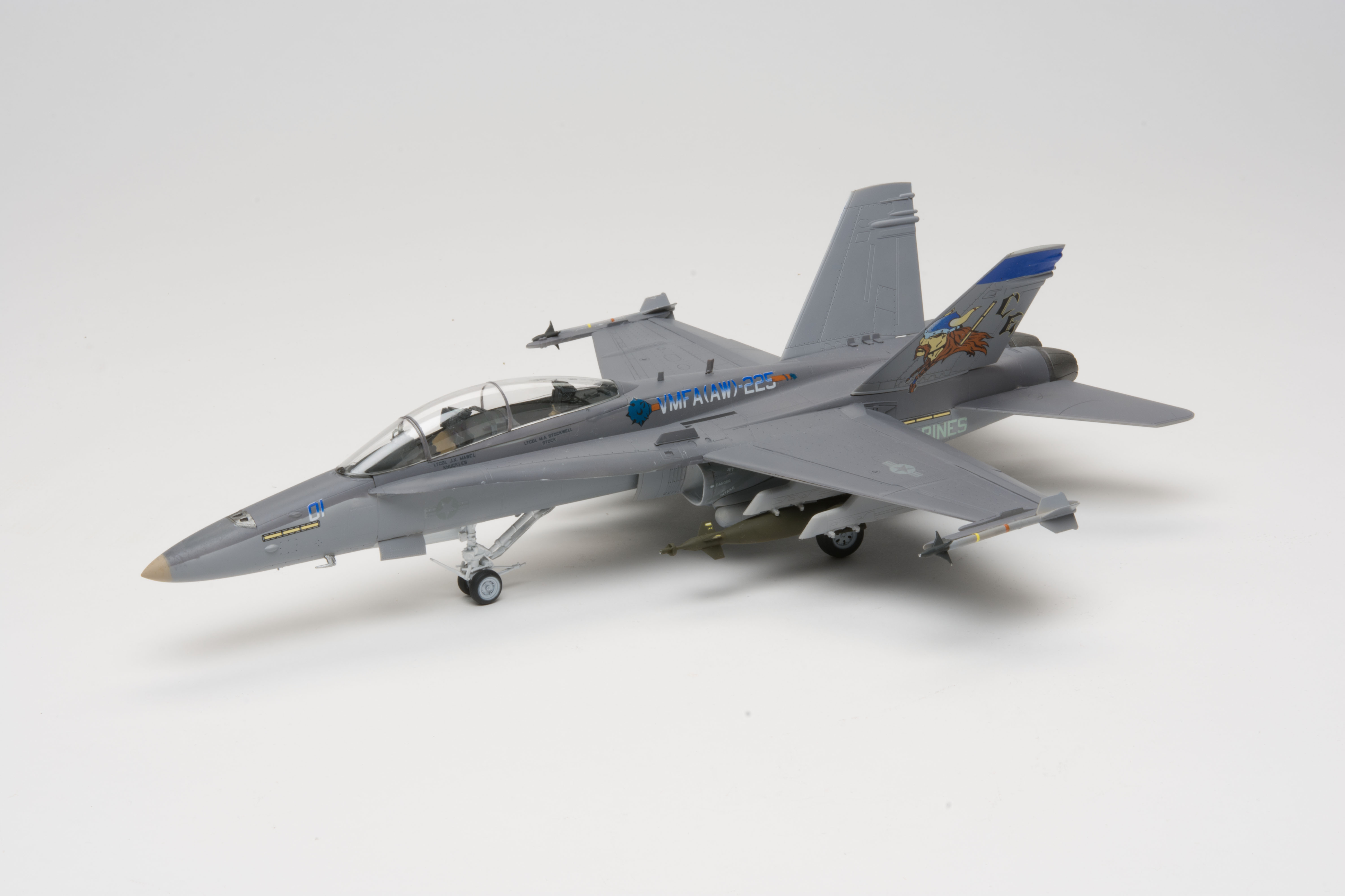 FSDWB0721_HobbyBoss_FA18D_04