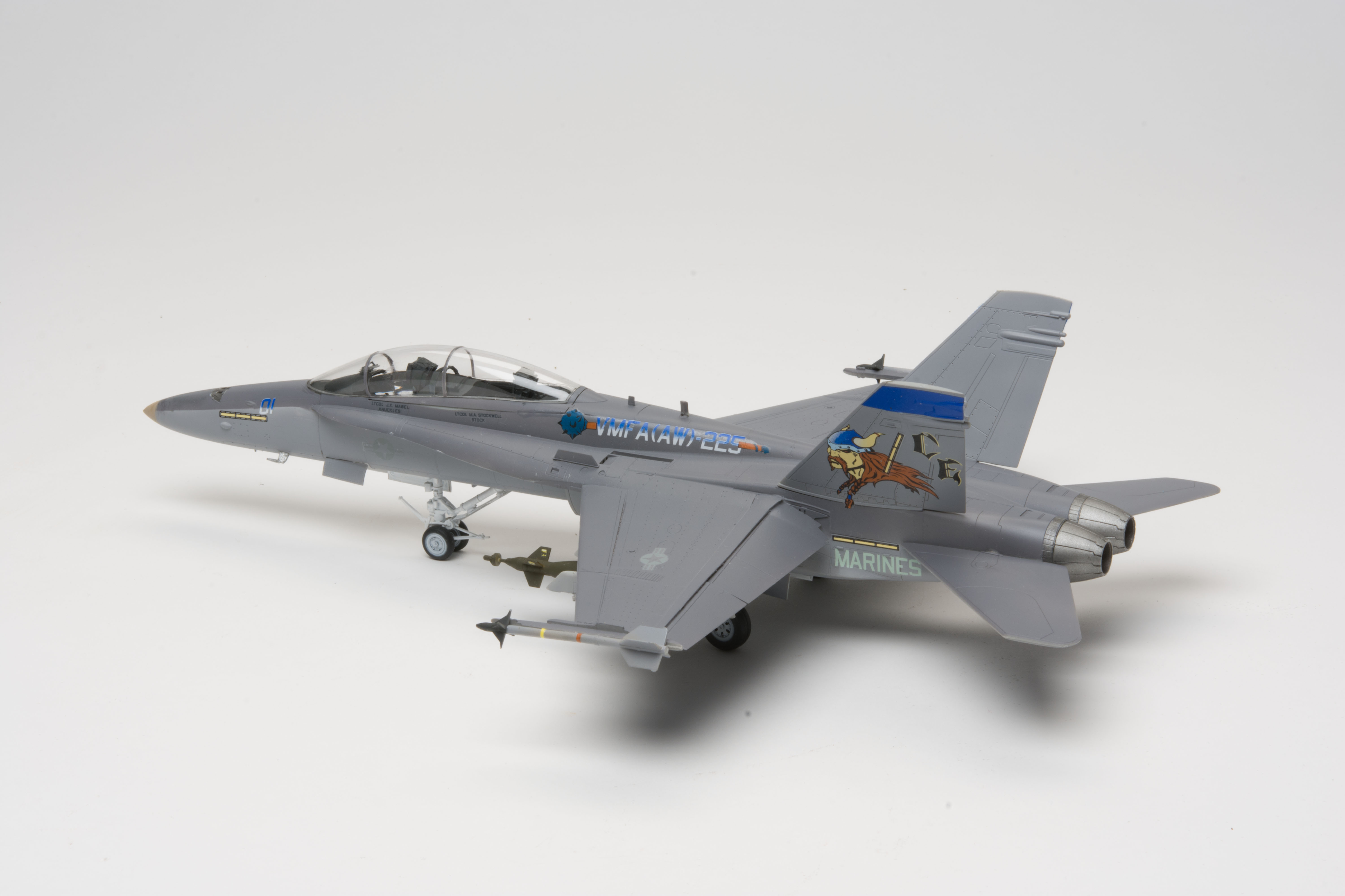 FSDWB0721_HobbyBoss_FA18D_05