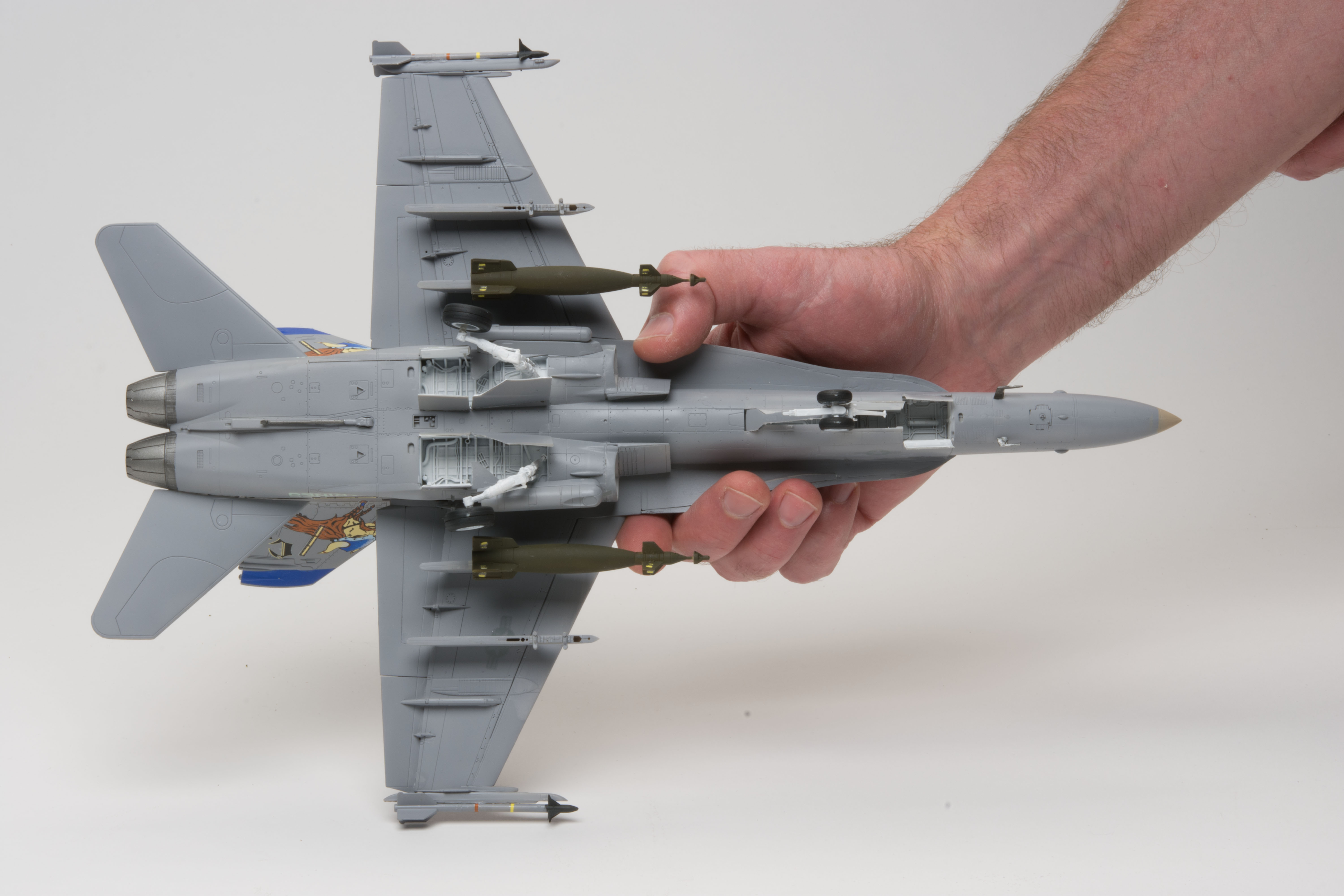 FSDWB0721_HobbyBoss_FA18D_06