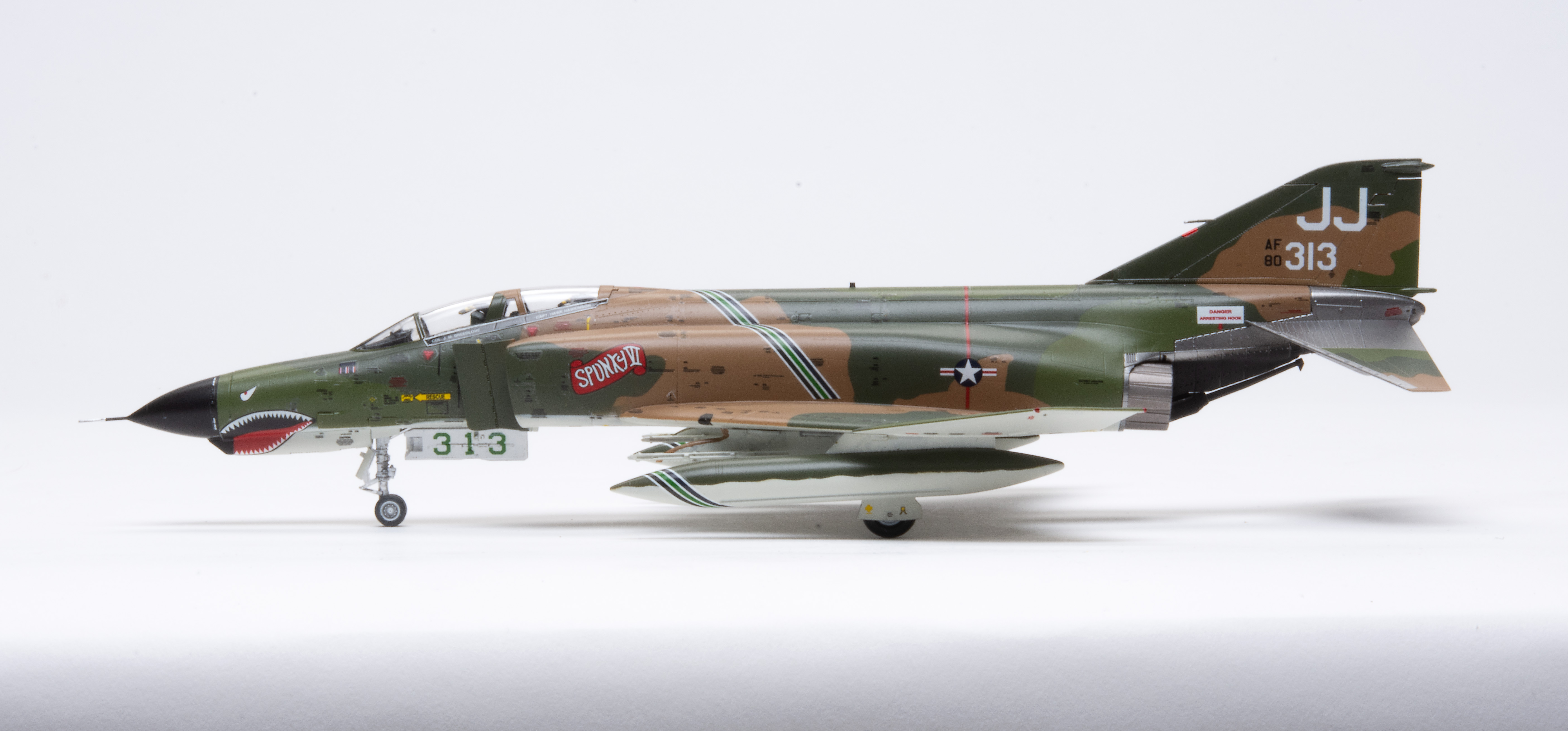 FSDWB0921_Phantom_05