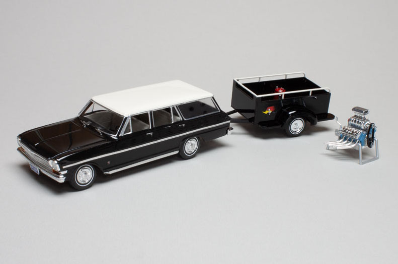 AMT 1/25 scale 1963 Chevy II Station Wagon with trailer model kit