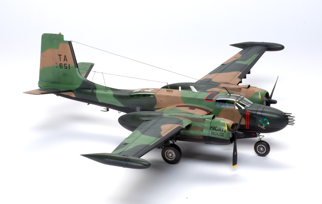 ICM 1/48 アメリカ空軍 B-26K カウンターインベーダー(前期型