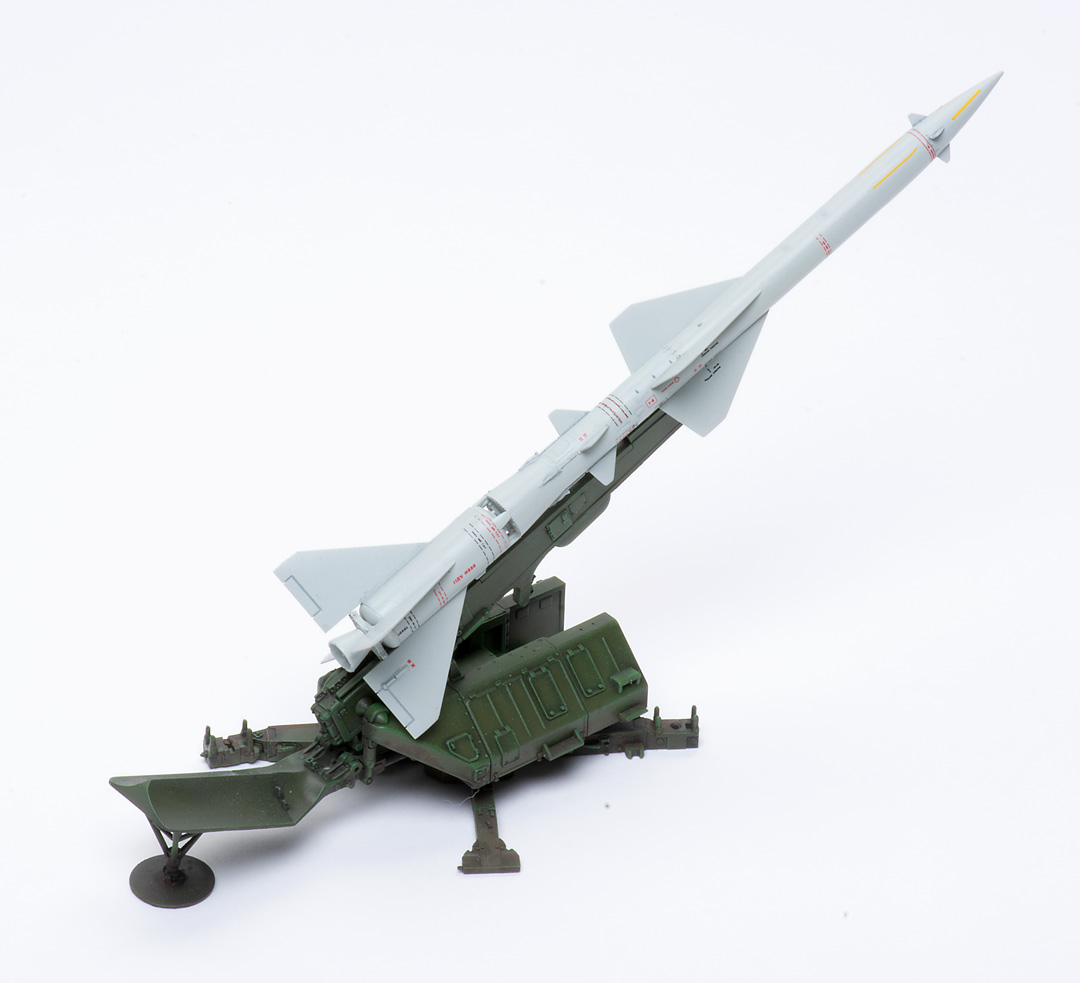 HobbyBoss 1/72 scale Soviet S-75 Surface-to-Air Missile plastic