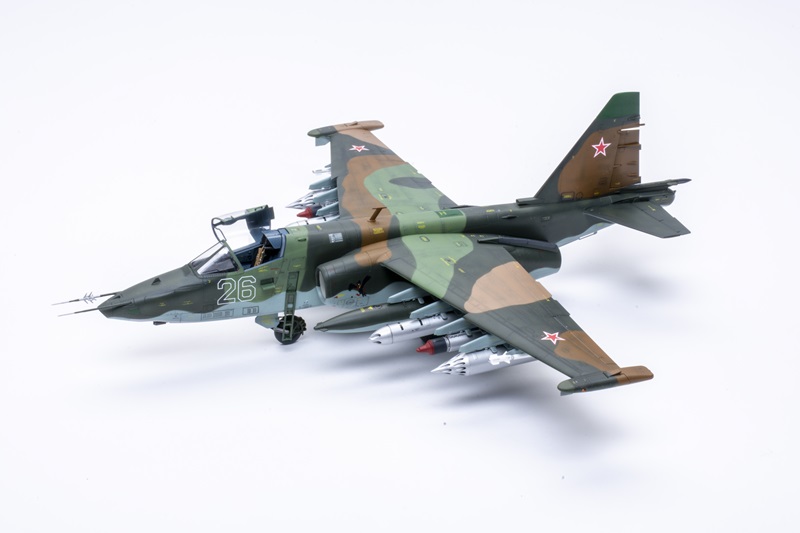 Су 25 модель. Су-25 1/48. Су-25 1/48 звезда. Су-25 Штурмовик модель. Су-25 звезда 1/72 кабина.