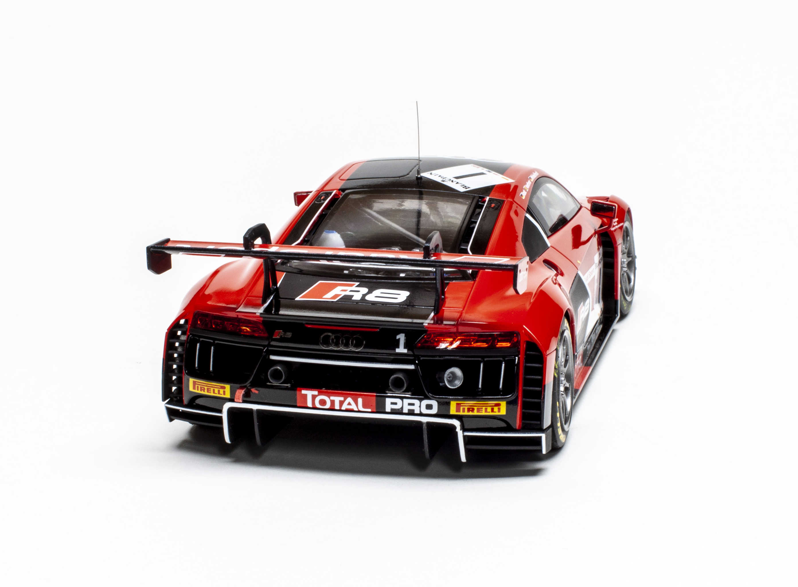 NuNu Models 1/24 scale Audi R8 LMS GT3 Spa 24 Hours 2015 expanded