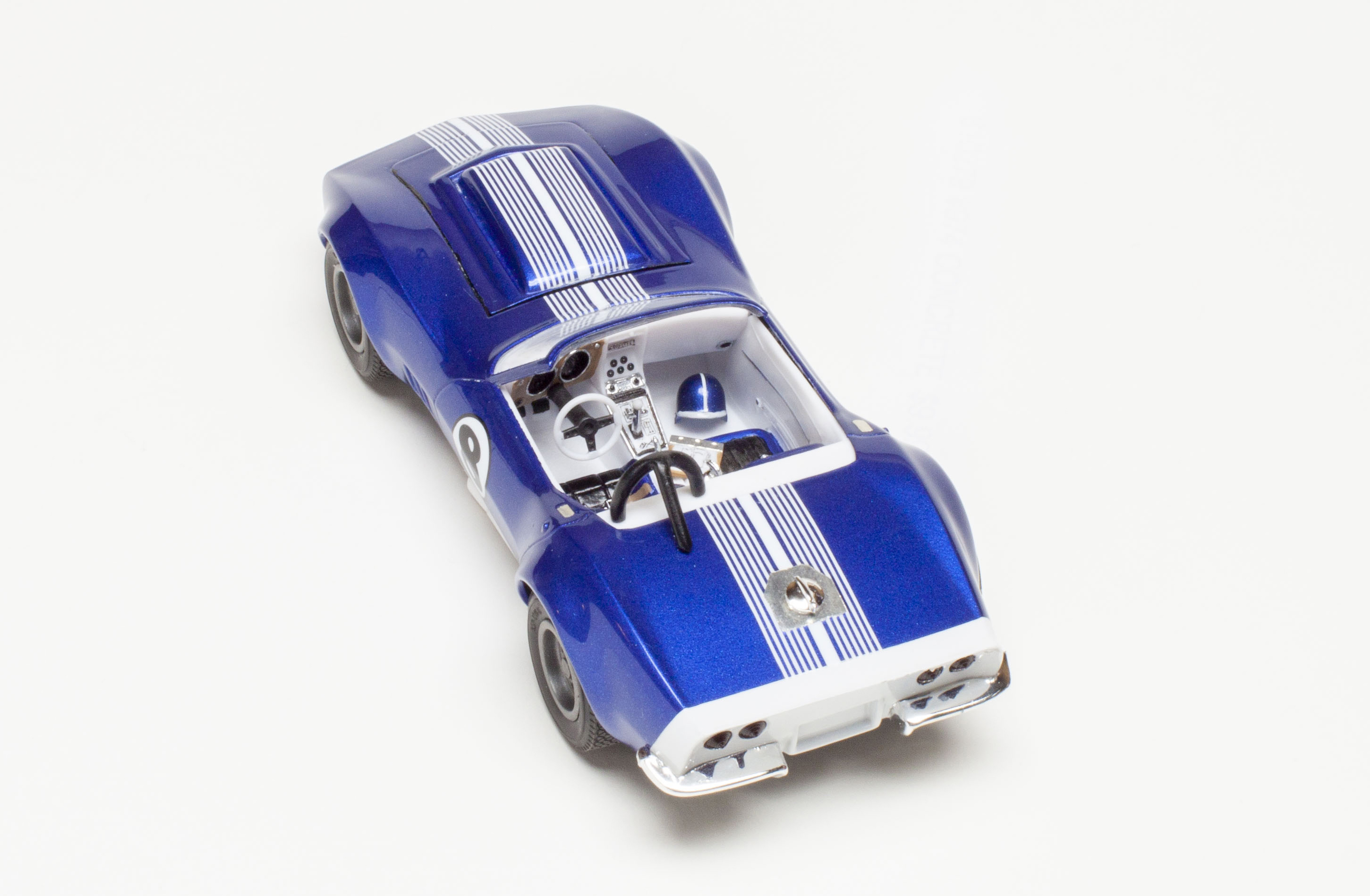 AMT 1/25 scale '68 Corvette plastic model kit review | FineScale