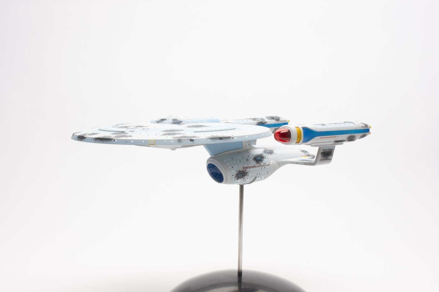 AMT 1/1400 scale Star Trek: The Next Generation USS 'Enterprise' C