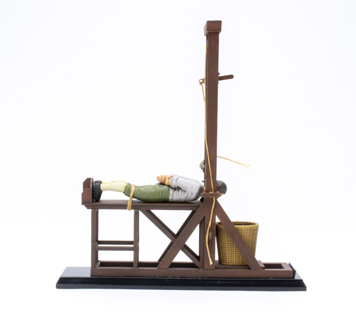 FSDWBK0423_05cropped