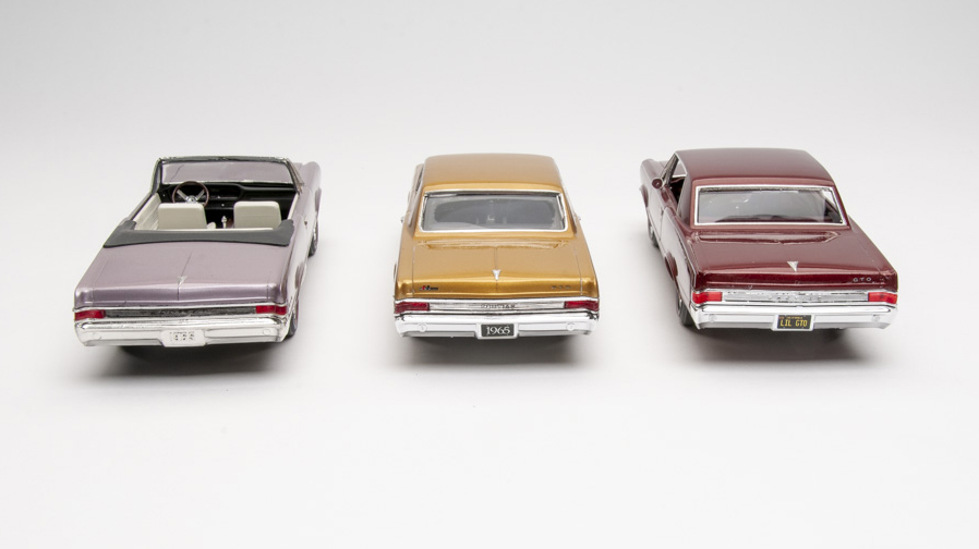 AMT 1/25 scale 1965 Pontiac GTO Hardtop 'Craftsman Plus