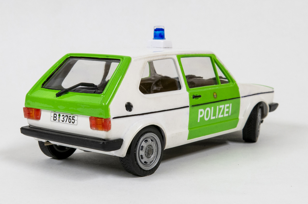 FSDWBE0623_03cropped