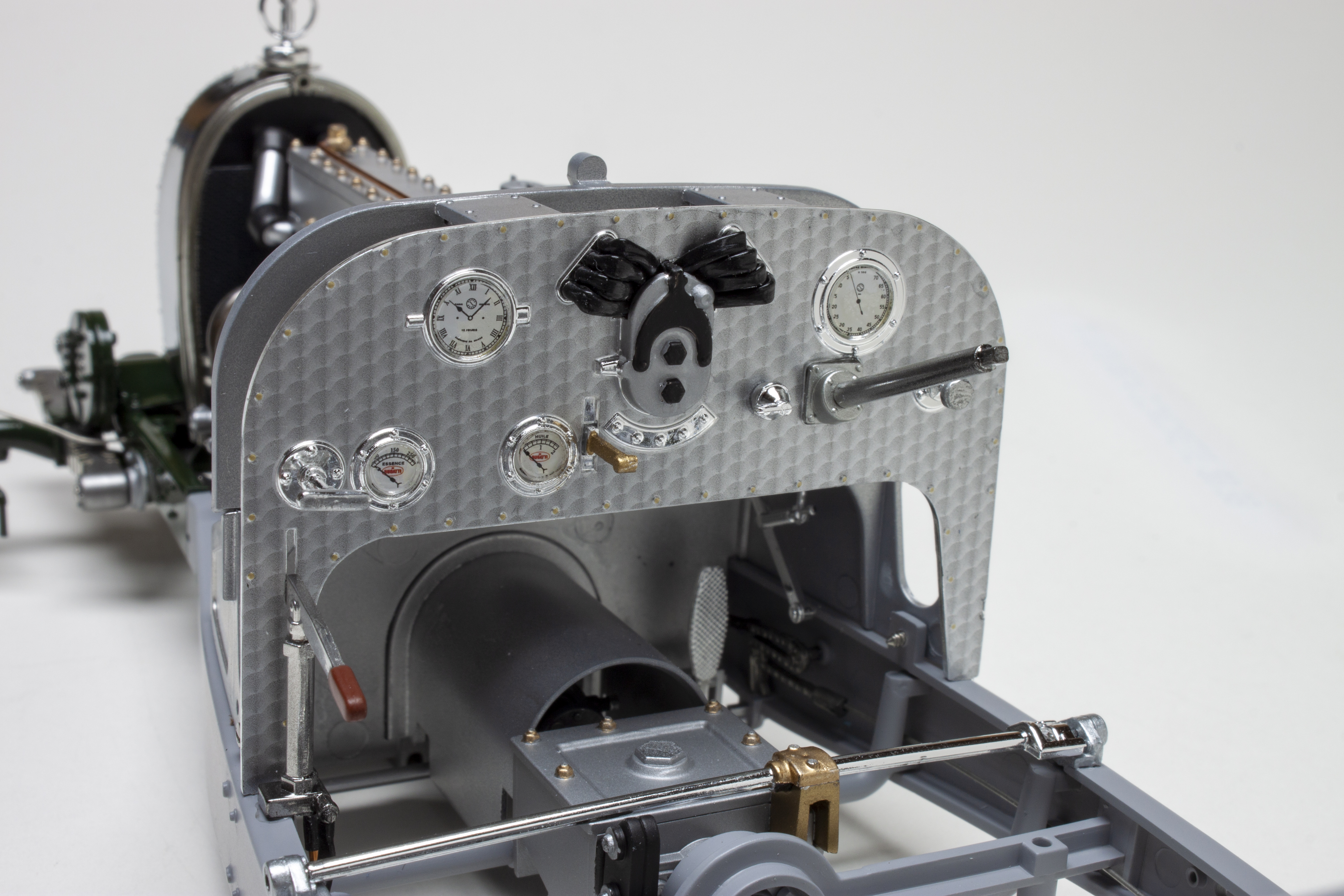 Italeri 1/12 scale Bugatti Type 35B plastic model kit review Italeri 1/12 scale Bugatti Type 35B plastic model kit review