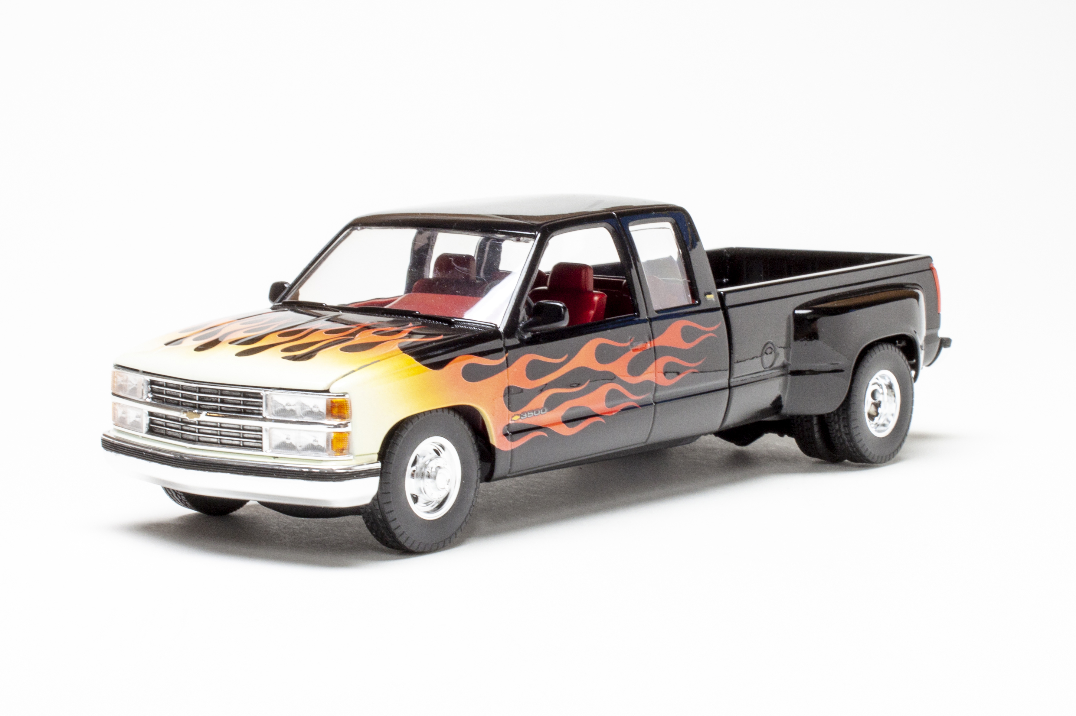 自動車 1/25 Chevy SILVERADO C-3500 Dually AMT 1996 Chevrolet C-3500 Dually Pickup Easy Build 1:25