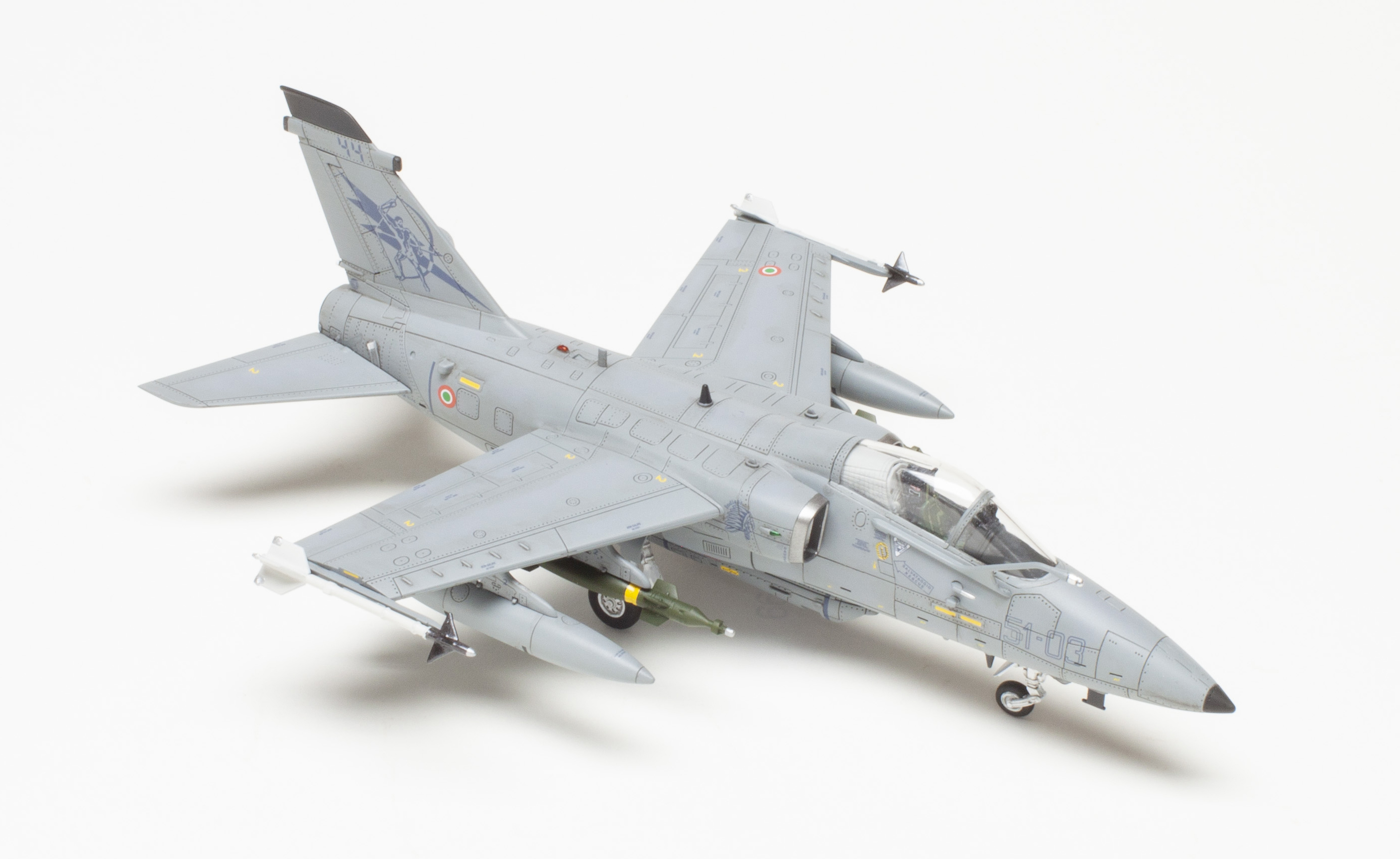 FSDWBD1123_04cropped