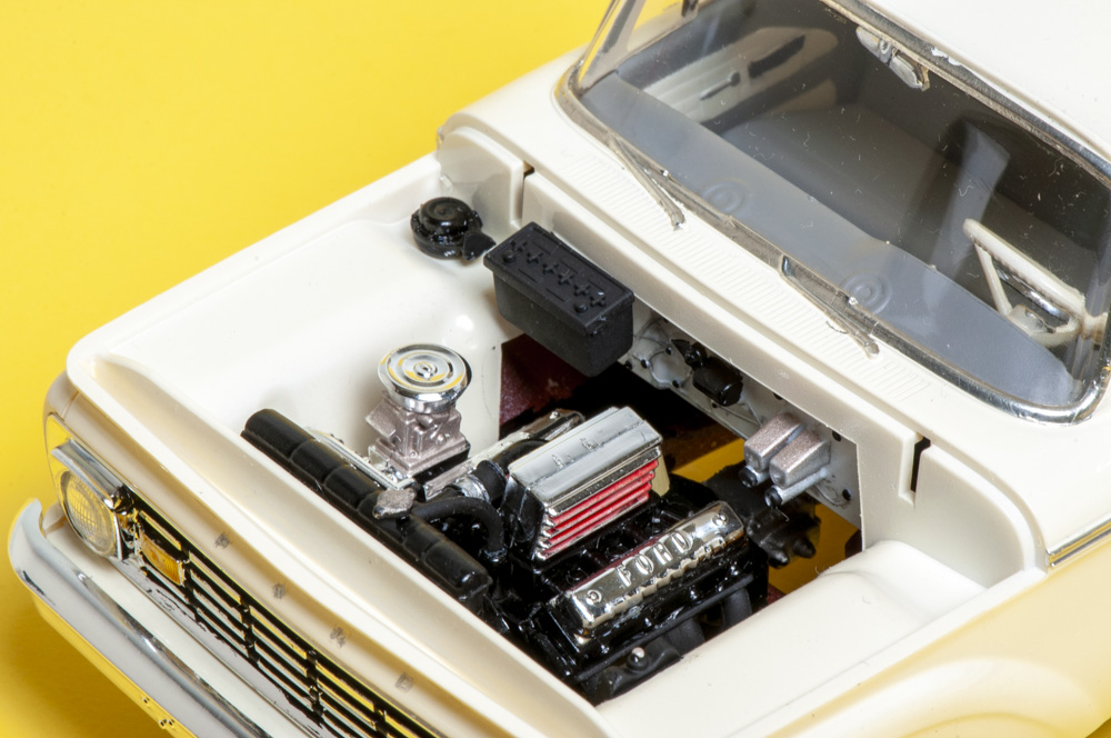 AMT 1/25 scale F-100 Camper Pickup plastic model kit review