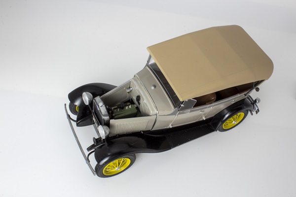 Kit Modello Model A Standard Phaeton (1930s), American Passenger Car 1/24 - Foto 3