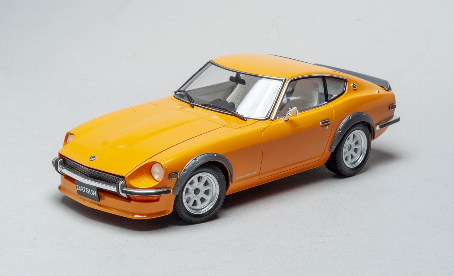 Revell datsun 240z model kit on sale