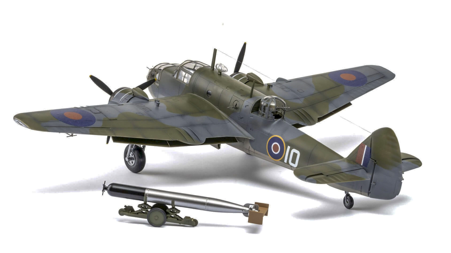 トランペッター Su-15 Flagon-A 1:48 スケール 金属パーツつき Trumpeter 1/48 scale Sukhoi Su-15 TM Flagon F | Finescale