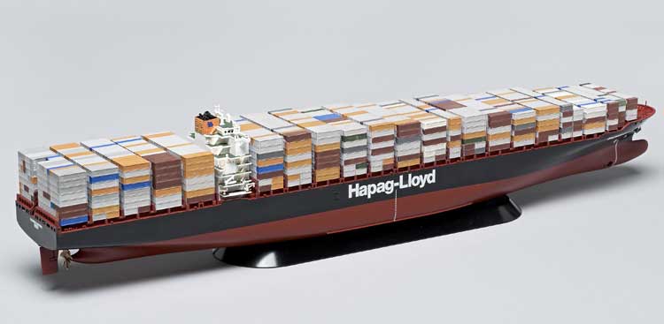 Revell Germany 1/700 scale Container Ship <i>Colombo Express</i>