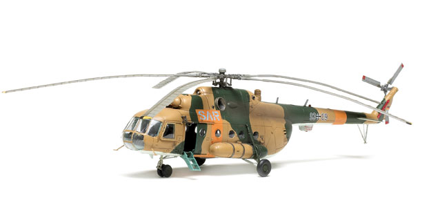Neu Hobbyboss 87221-1:72 Mil Mi-8T Hip-c