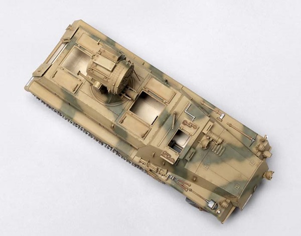Great Wall Hobby 1/35 scale sWS Infrared Searchlight Carrier