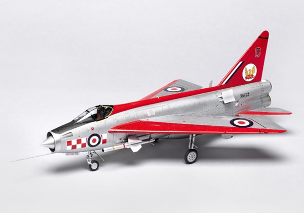 Trumpeter 1/32 scale BAC Lightning F.1A/F.3