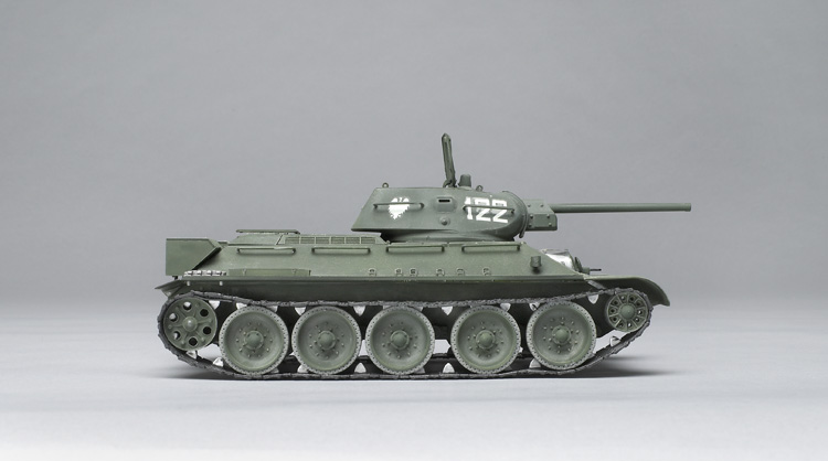 AFV Club 1/35 scale T-34/76 Model 1942, Factory No.112 tank