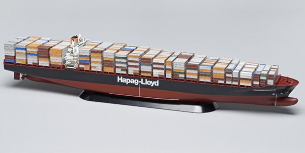 Revell Germany 1/700 scale Container Ship <i>Colombo Express</i>
