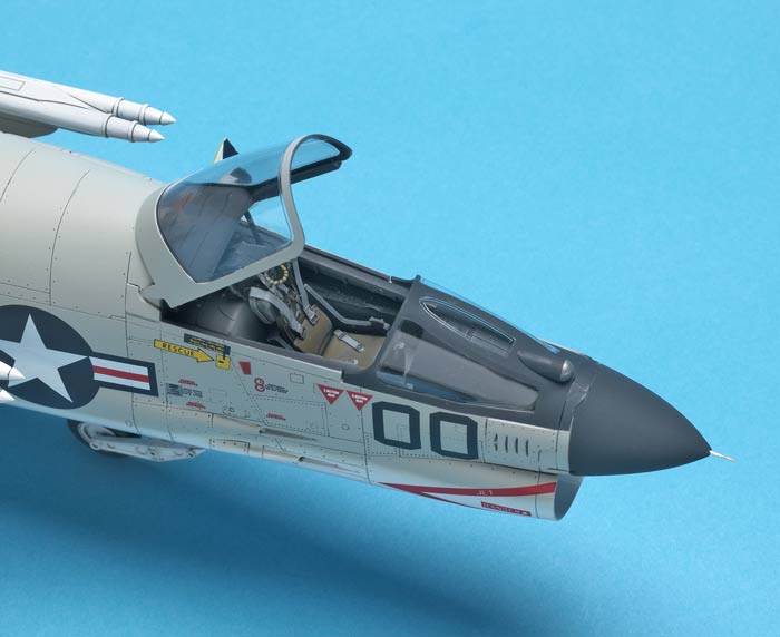 Trumpeter 1/32 scale F-8E Crusader | Finescale Modeler Magazine